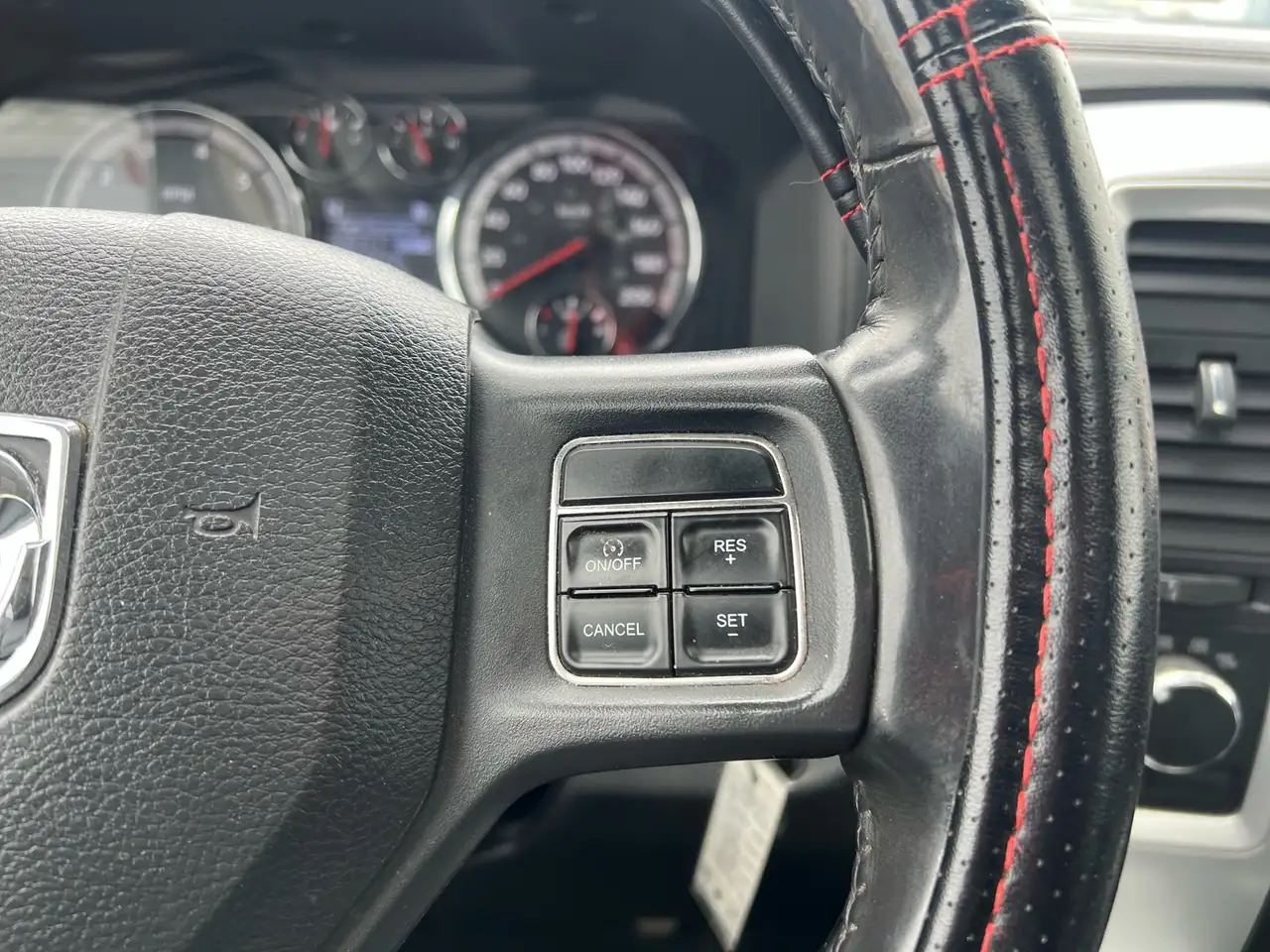 RAM 1500 fotografie RAM 1500