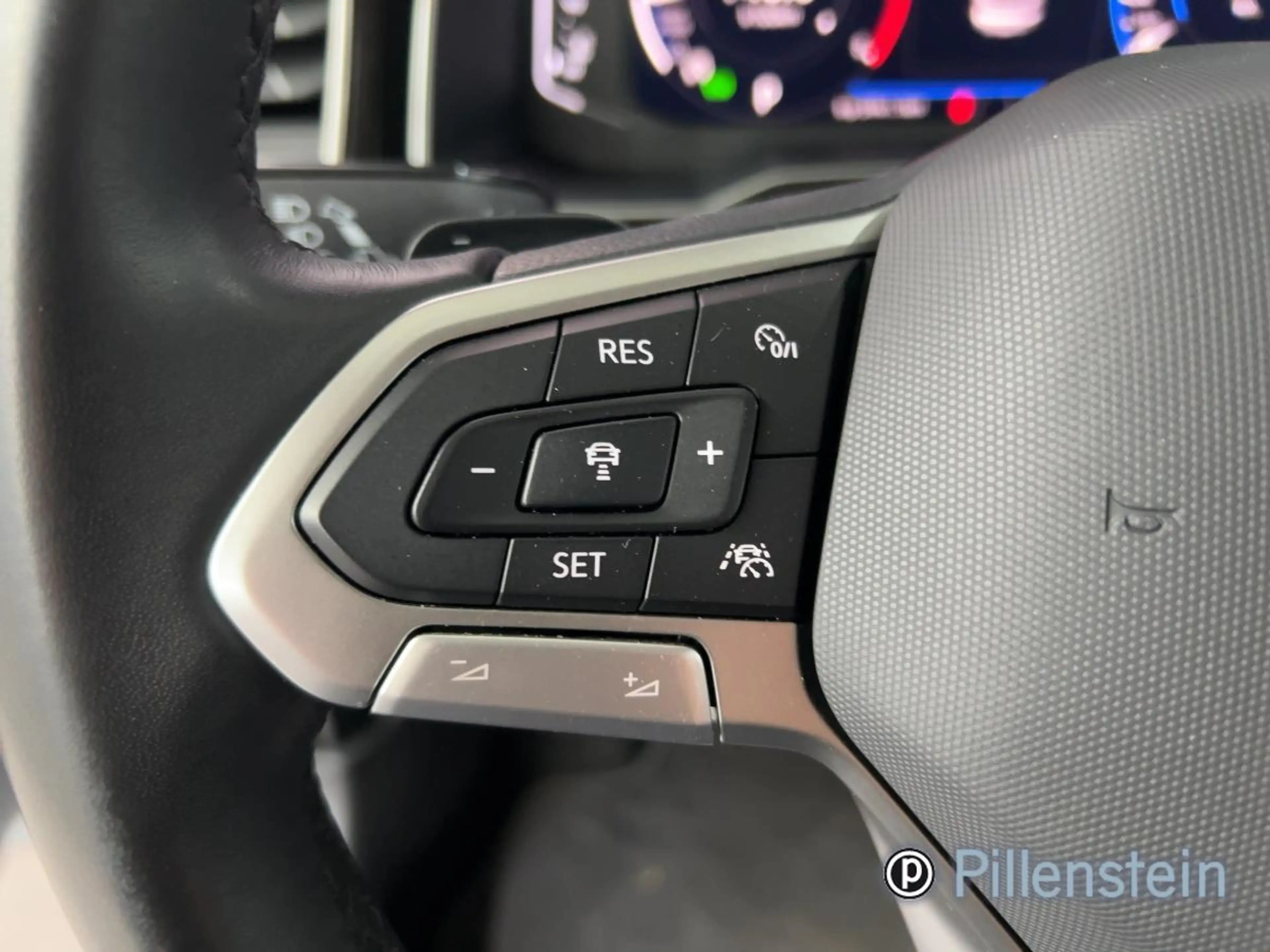 Volkswagen Taigo TSI DSG STYLE BLACK+IQDRIVE+KAM+MATRIX — photo 9