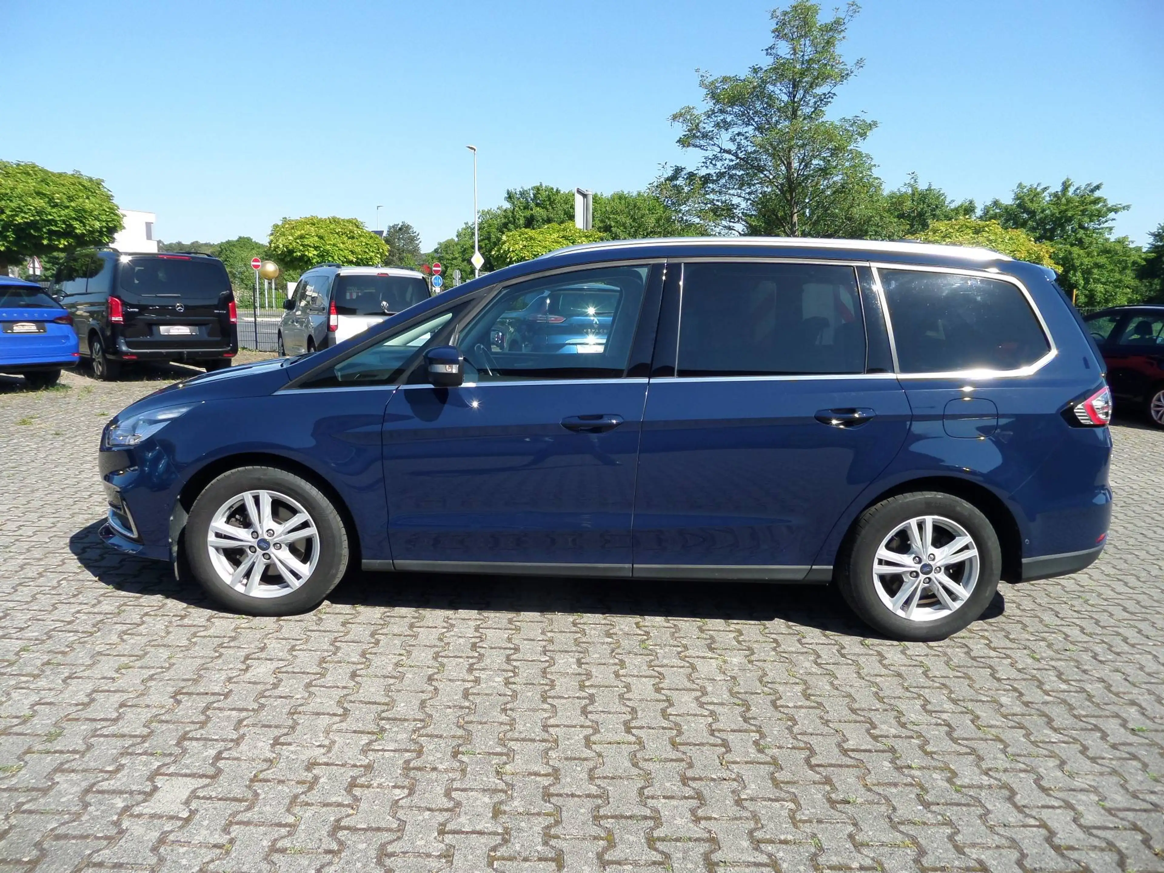 Ford Galaxy Titanium 7-Sitzer+Navi+3xKlima+Cam+Spur-As.+Tempo+SHZ+1. Hand