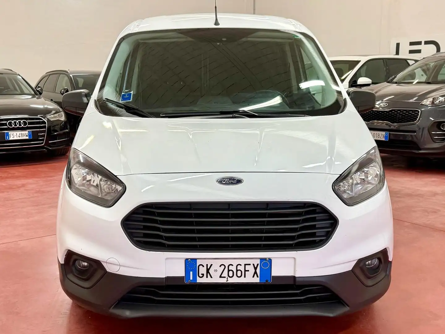 Ford Transit Courier FORD TRANSIT COURIER 1.5 TDCI 100CV PREZZO +IVA Weiß - 2