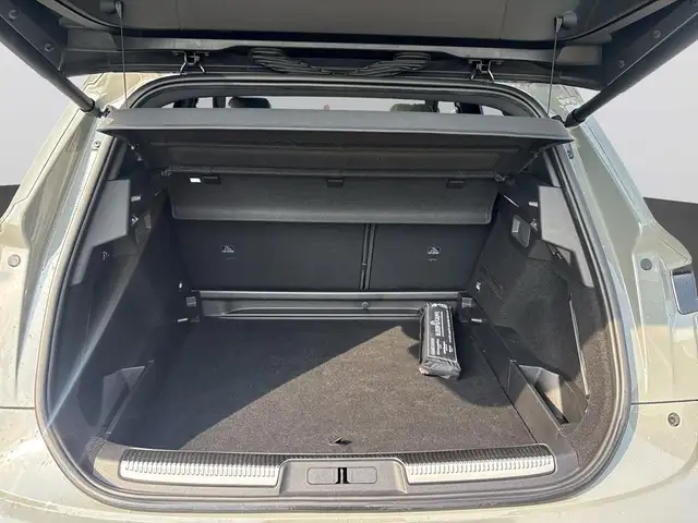 DS Automobiles DS 7 view 7