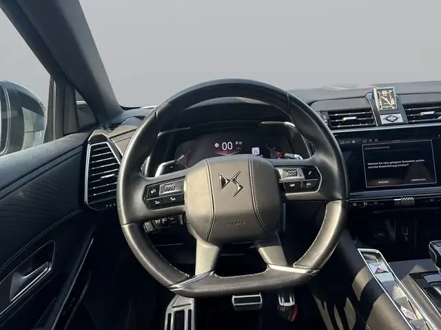 DS Automobiles DS 7 view 13