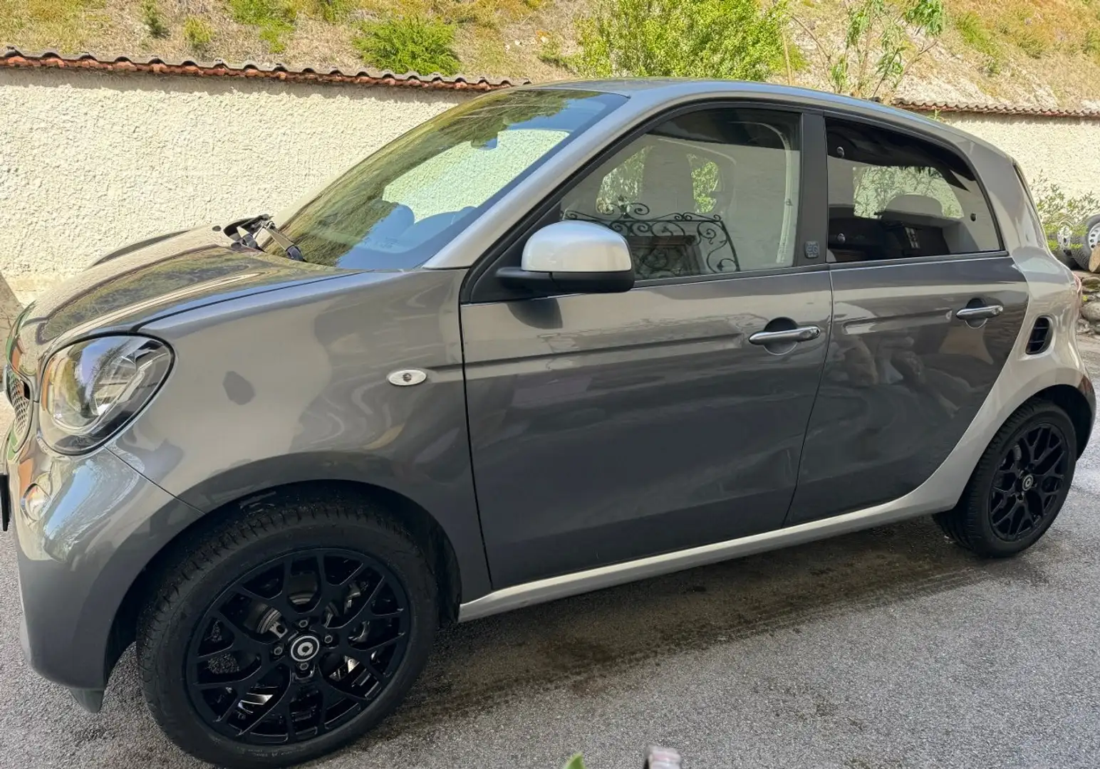 smart forFour smart forfour 17,6kWh perfect perfect Silber - 2