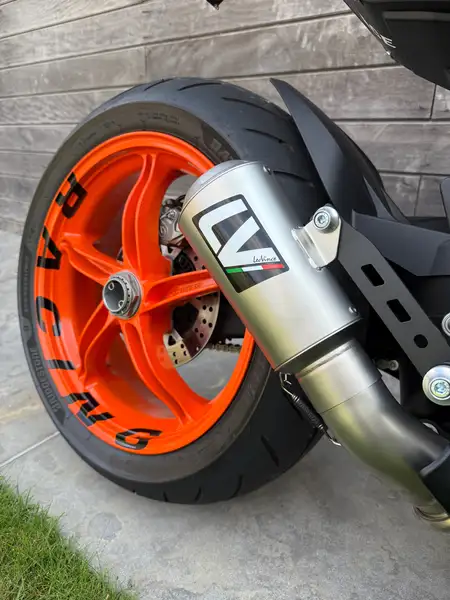 KTM 1290 Super Duke R - foto 7