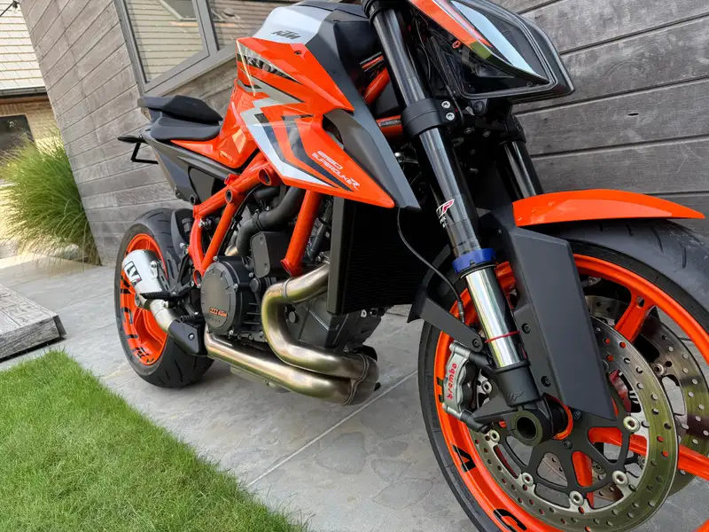 KTM 1290 Super Duke R - foto 4