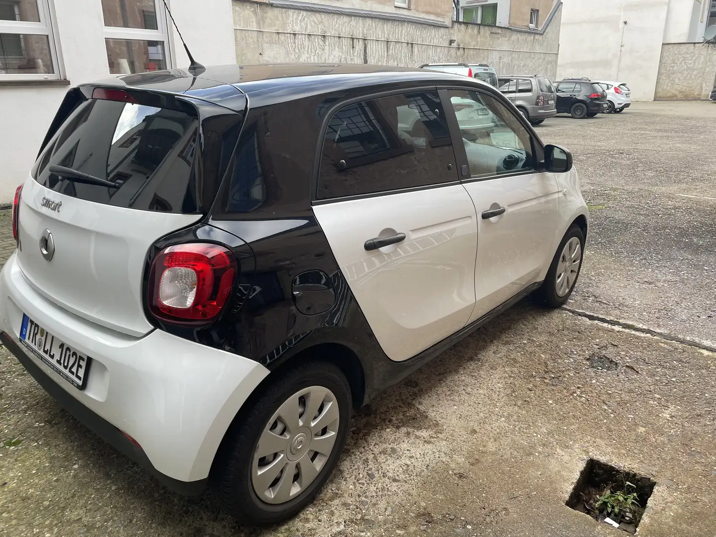 smart forFour electric drive / EQ (453.091)Klimaaut./Sitzh./ Weiß - 1