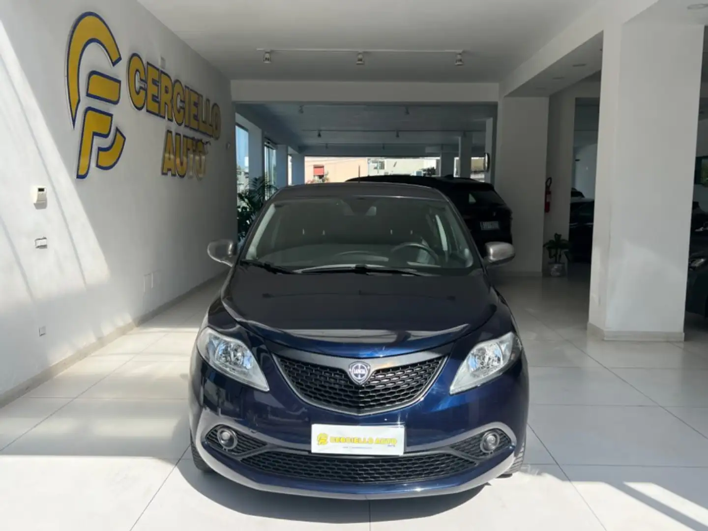 Lancia Ypsilon 1.2 69 CV 5 porte GPL Ecochic Silver tua da €119 Blu/Azzurro - 1