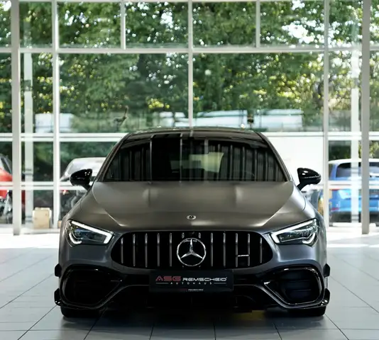 Mercedes-Benz Cla view 4