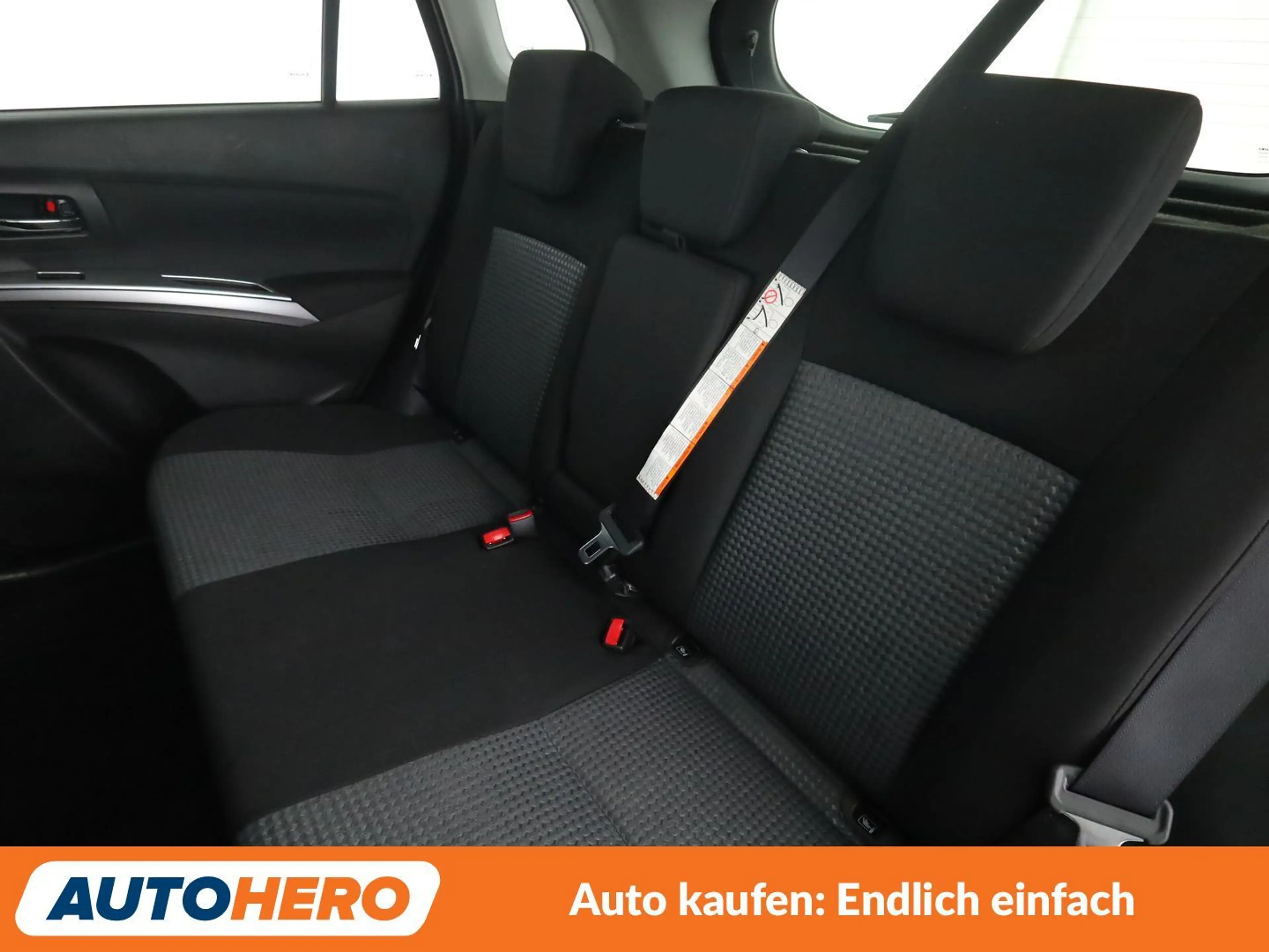 Suzuki SX4 S-Cross 1.4 BoosterJet Comfort *NAVI*LED*ACC*PDC*SHZ* — photo 14