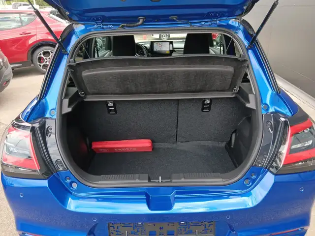 Suzuki Swift view 9
