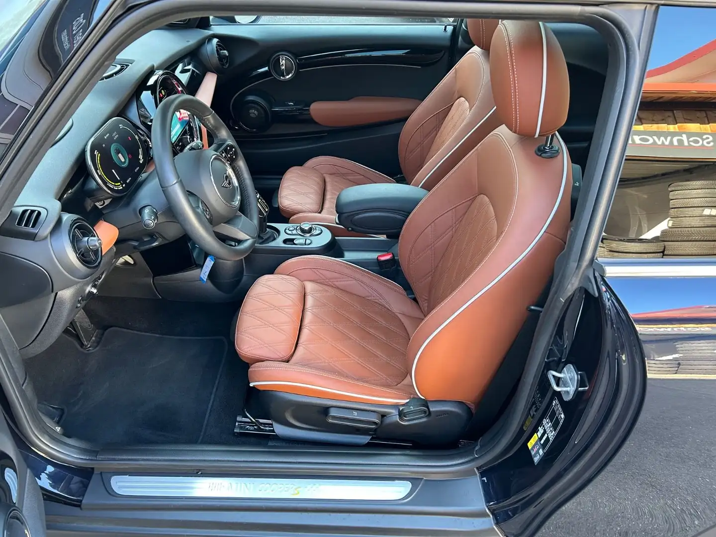 MINI Cooper SE "LEDER BRAUN" Panorama HUD HiFi H&K Schwarz - 2