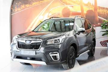 2.0i Hybrid Executive CVT