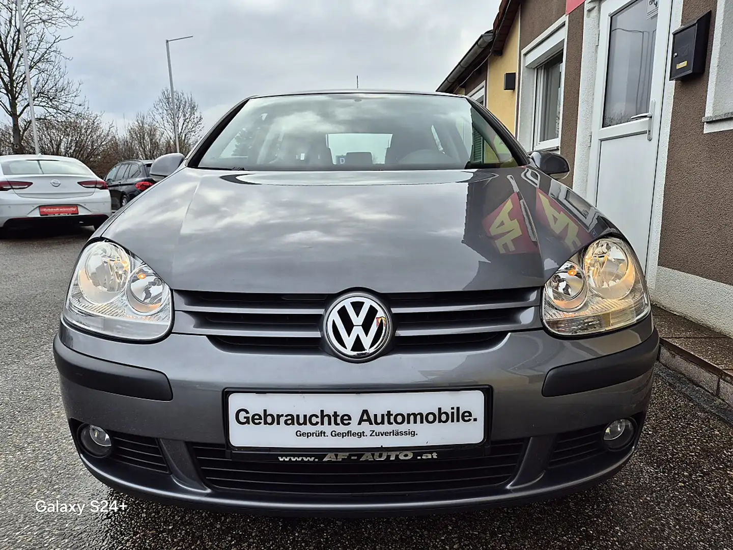 Volkswagen Golf Comfortline 1,4 FSI Grau - 2