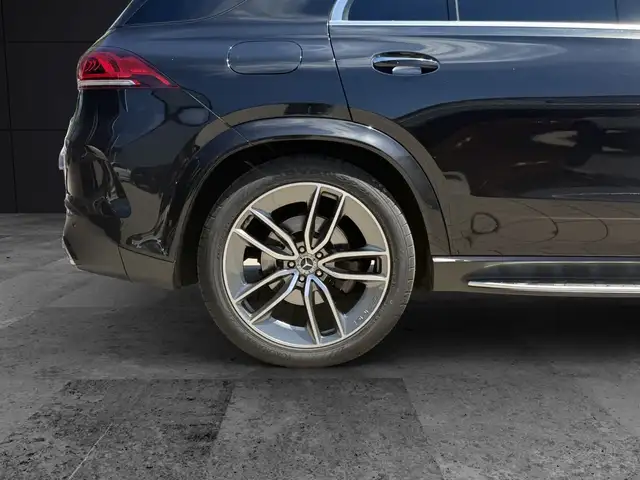Mercedes-Benz Gle view 11