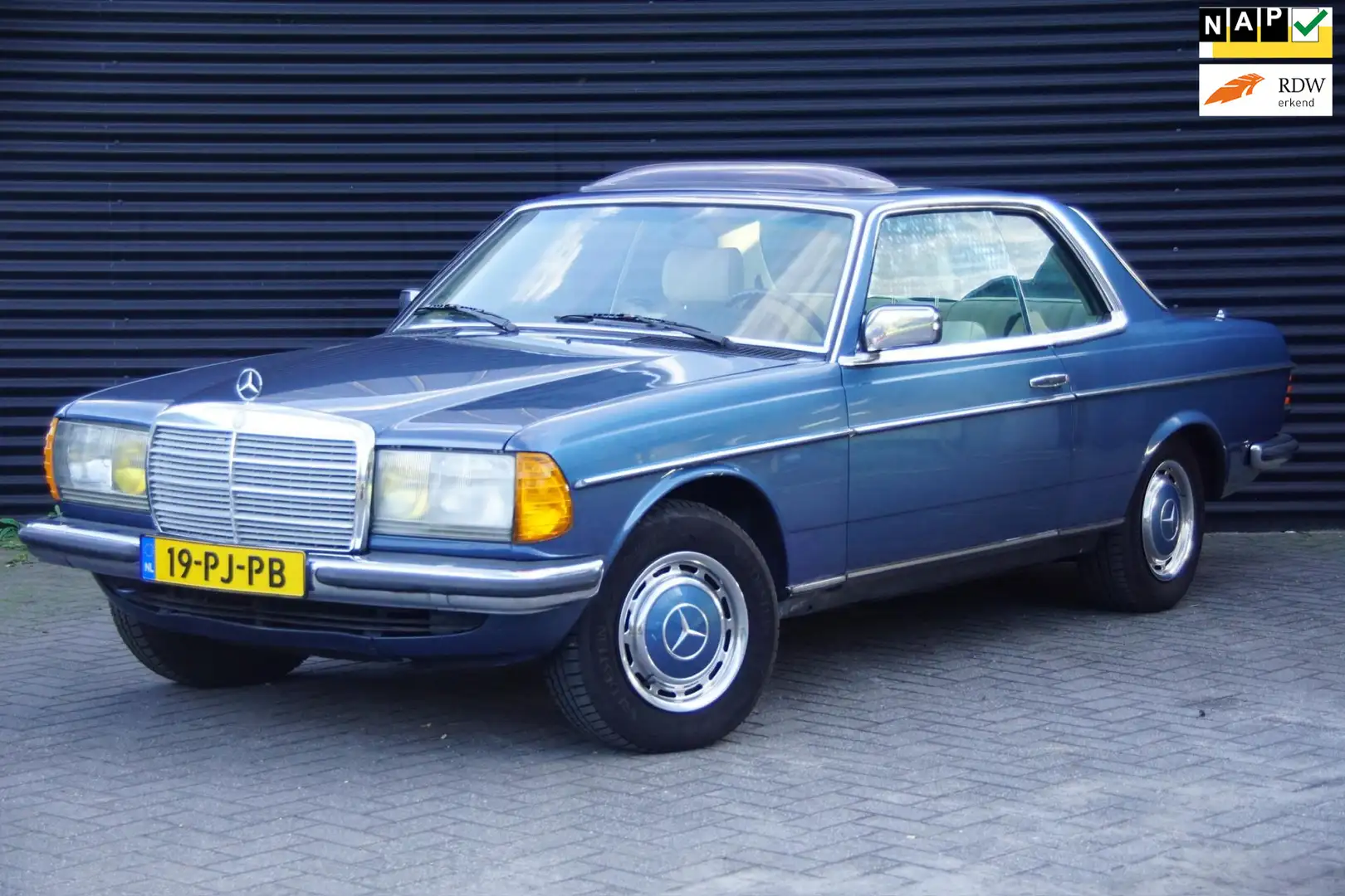 Mercedes-Benz CE 280 200-280 (W123) | Airco | Schuifdak | Cruise contro Bleu - 1