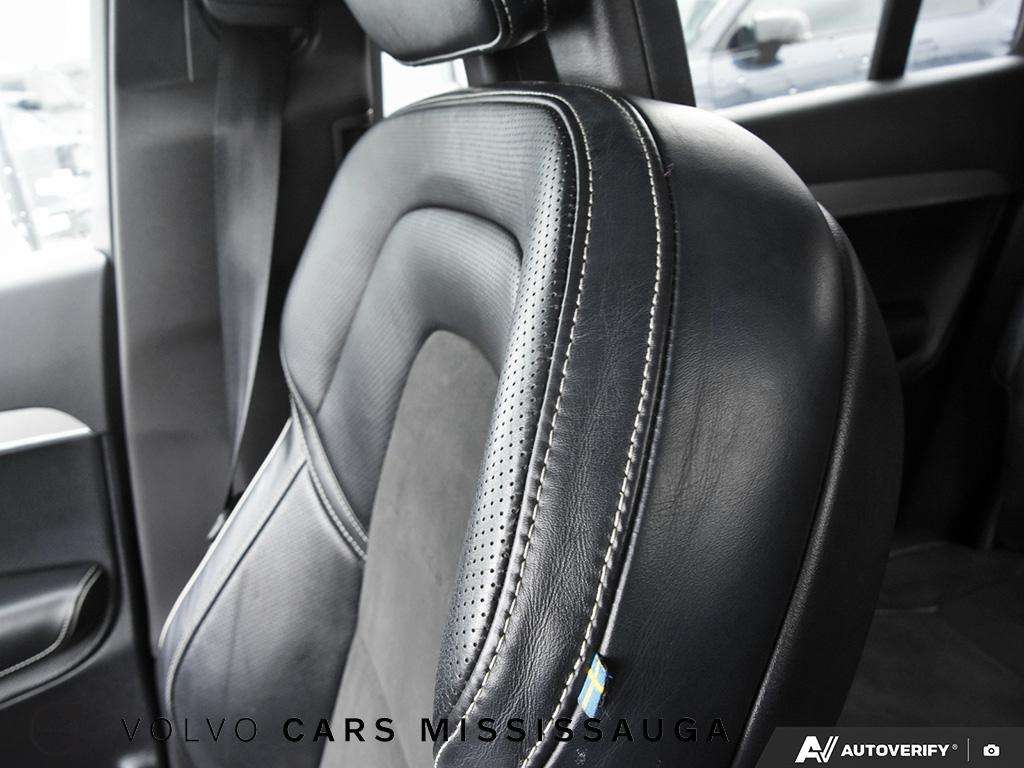 2018 Volvo XC90 T6 R-Design thumb 23