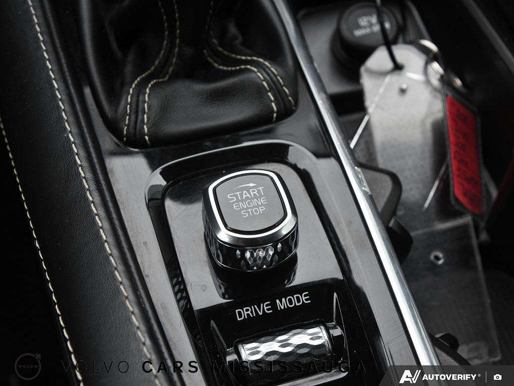 2018 Volvo XC90 T6 R-Design thumb 27