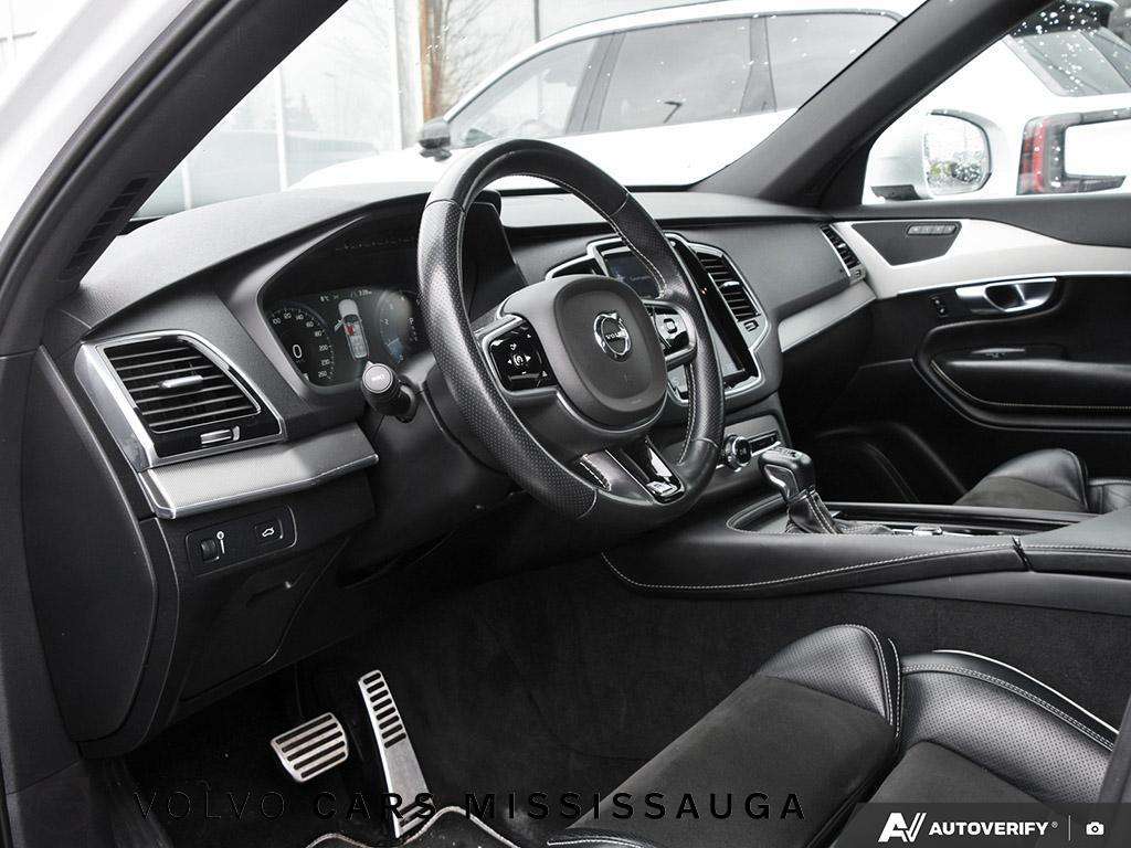 2018 Volvo XC90 T6 R-Design thumb 13