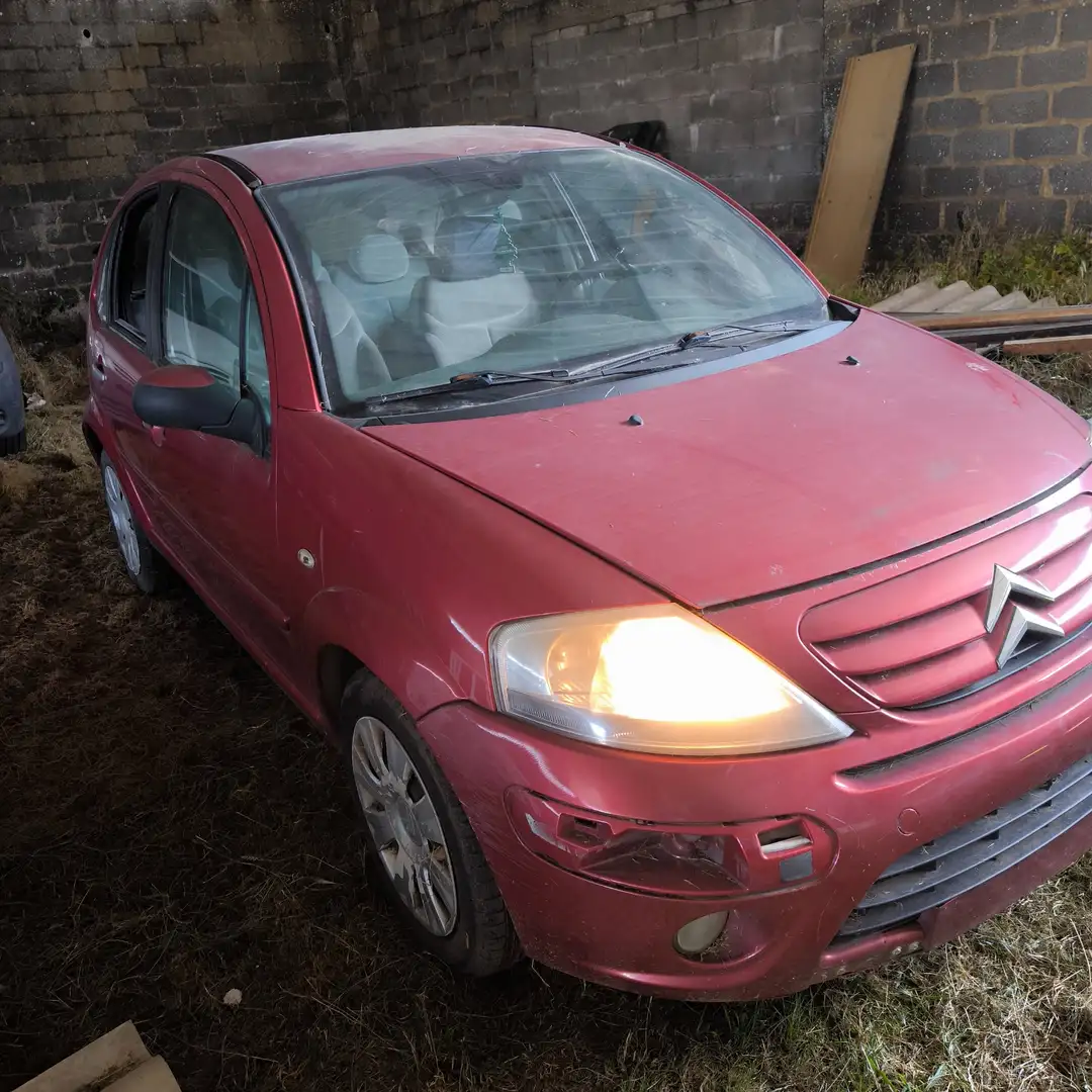 Citroen C3 1400 hdi 210000 km Rouge - 2