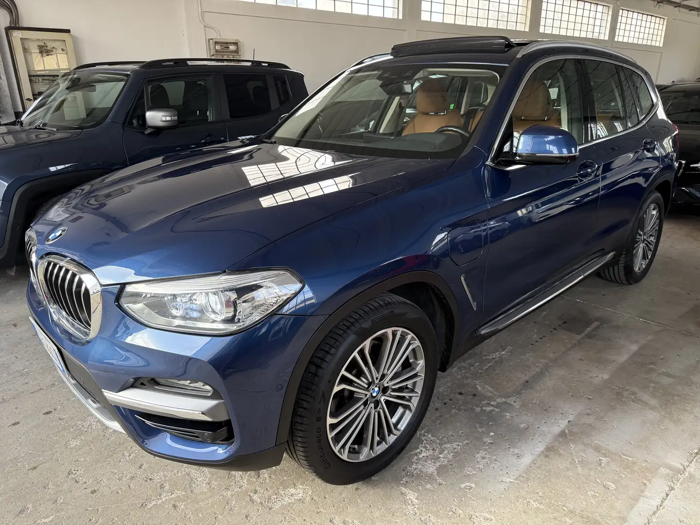 BMW X3 xdrive30e Luxury auto TETTO LED CERCHI 19” SED S Blau - 2