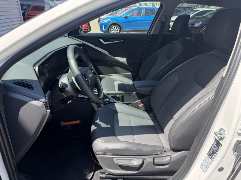 Kia e-Niro EV Light Advanced 64.8 kWh | Stoel/Stuurwielverwar — photo 10