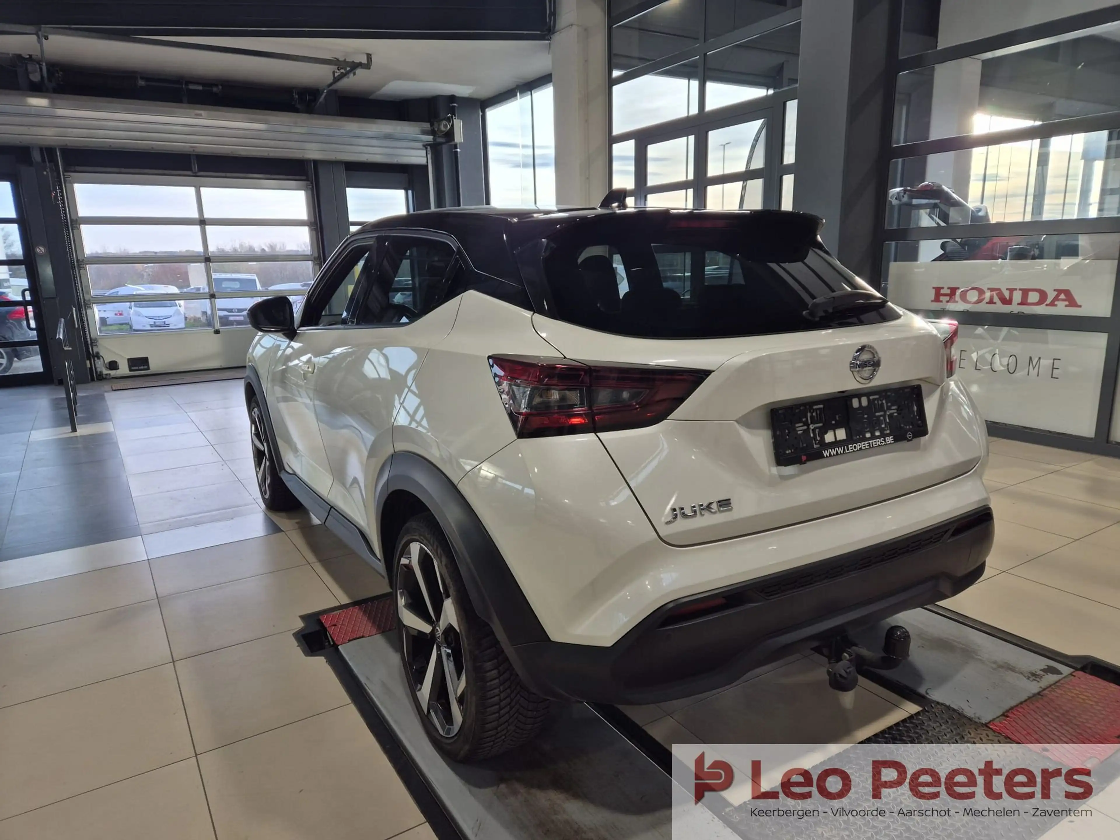 Nissan Juke DIG-T Tekna DCT — photo 9
