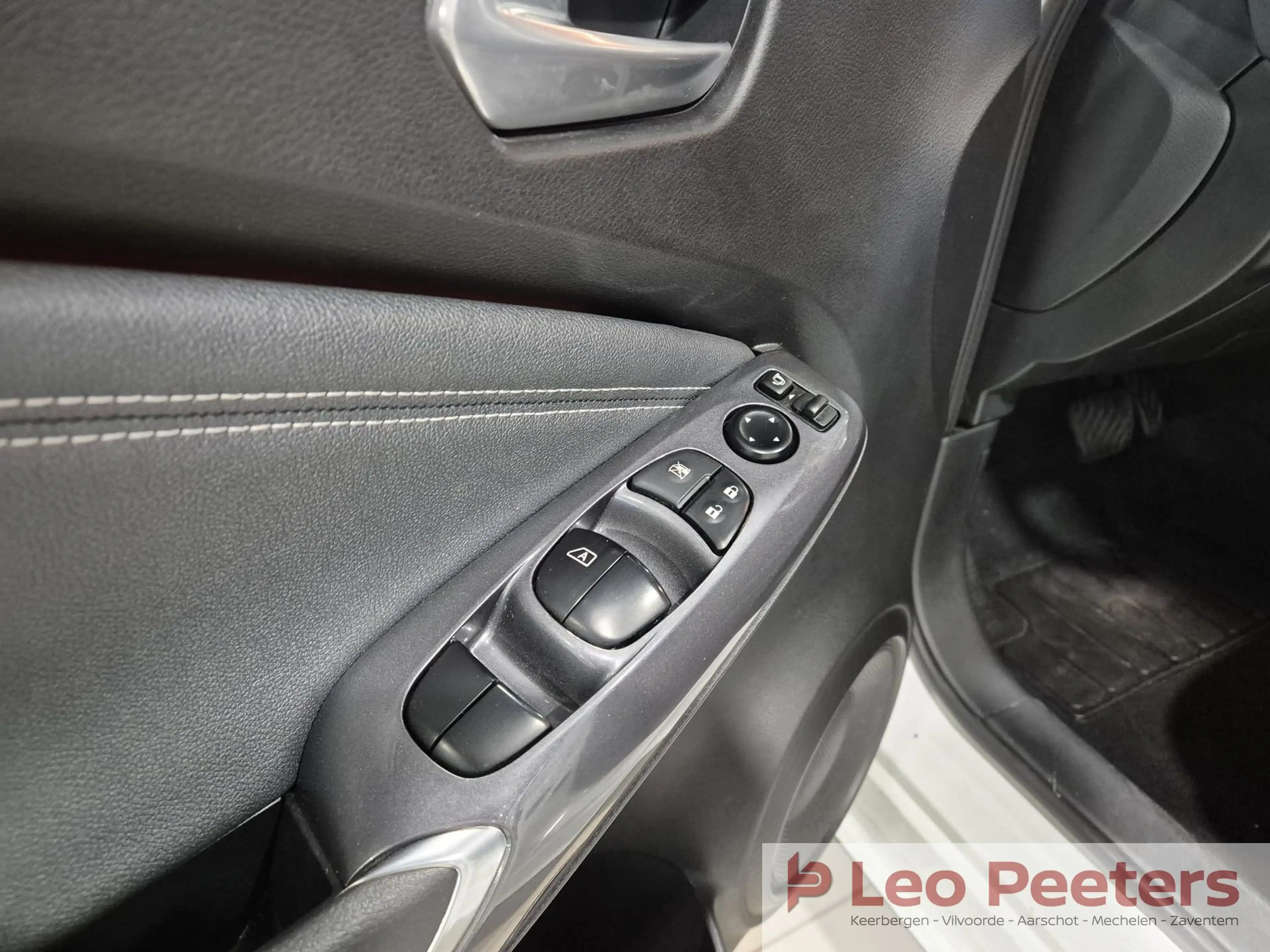 Nissan Juke DIG-T Tekna DCT — photo 12