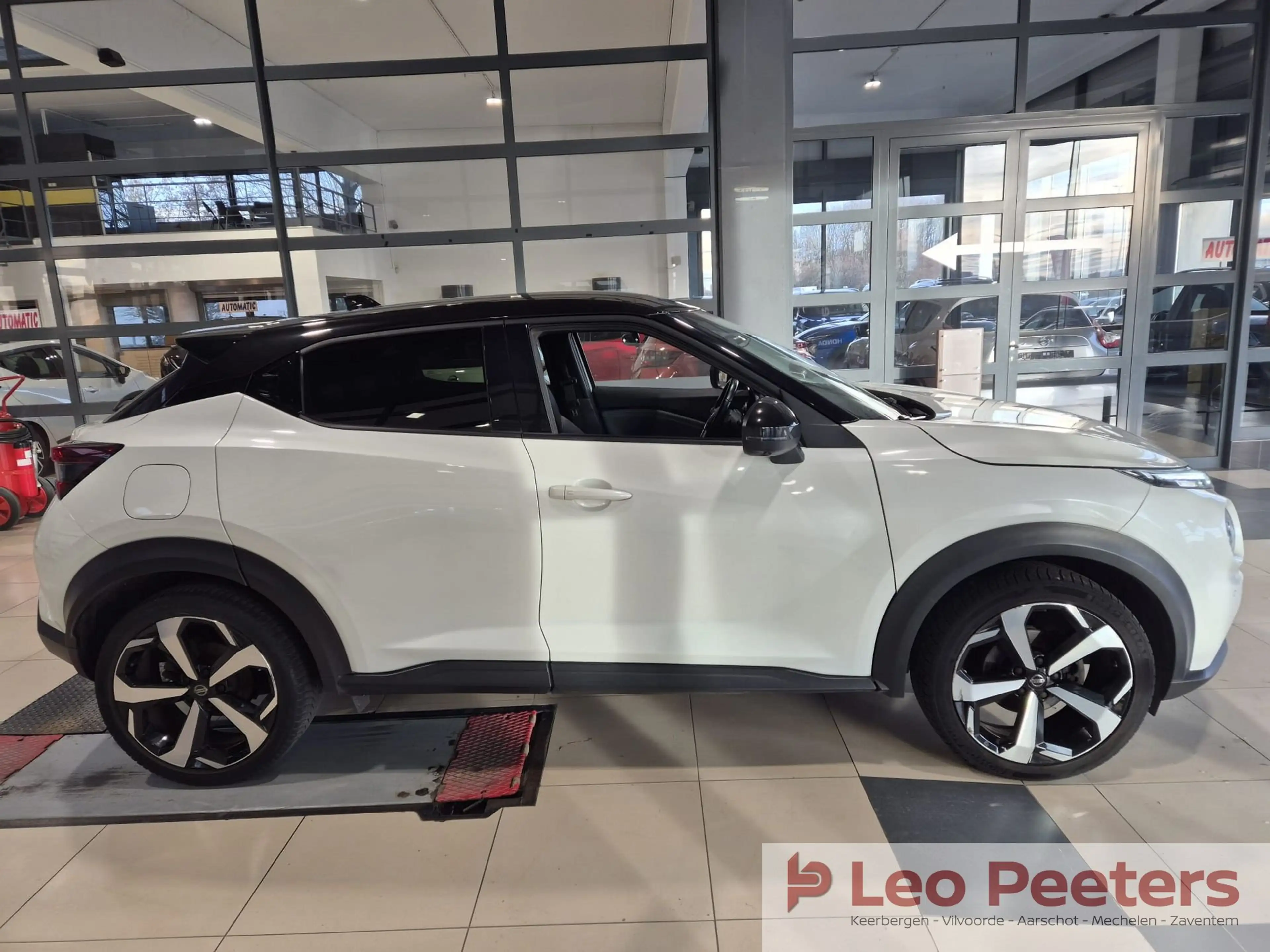 Nissan Juke DIG-T Tekna DCT — photo 5
