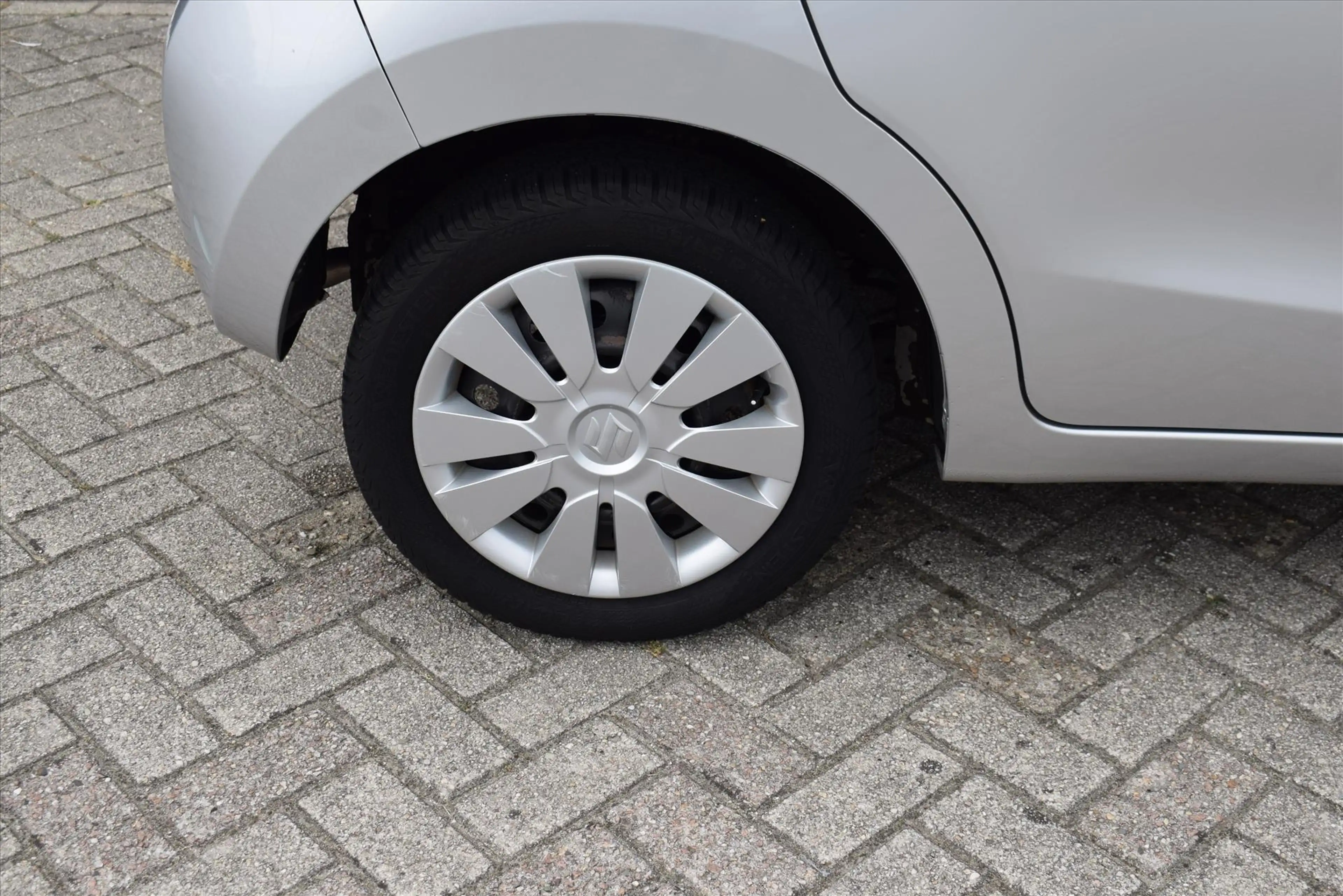 Suzuki Celerio 1.0 68PK Start/Stop Exclusive — photo 4