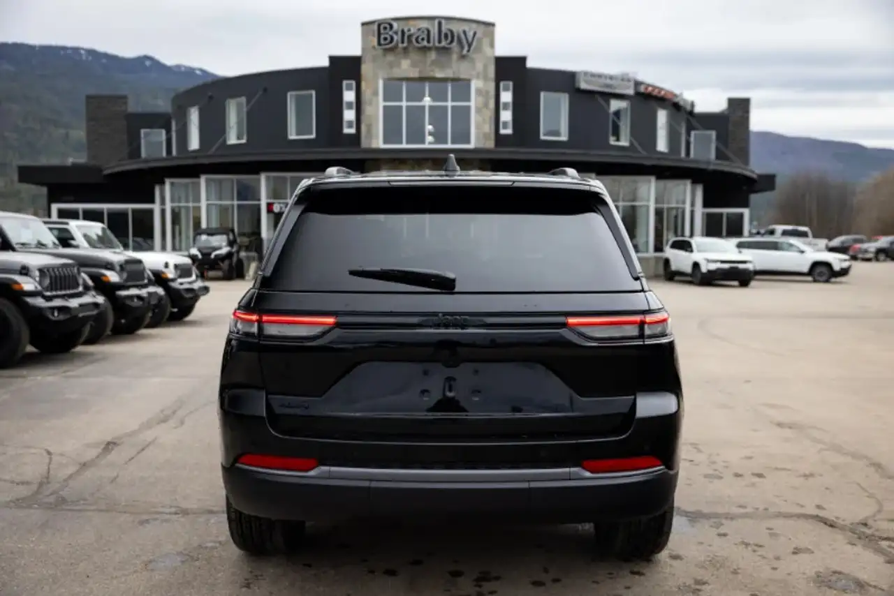 Jeep Grand Cherokee fotografie Jeep Grand Cherokee