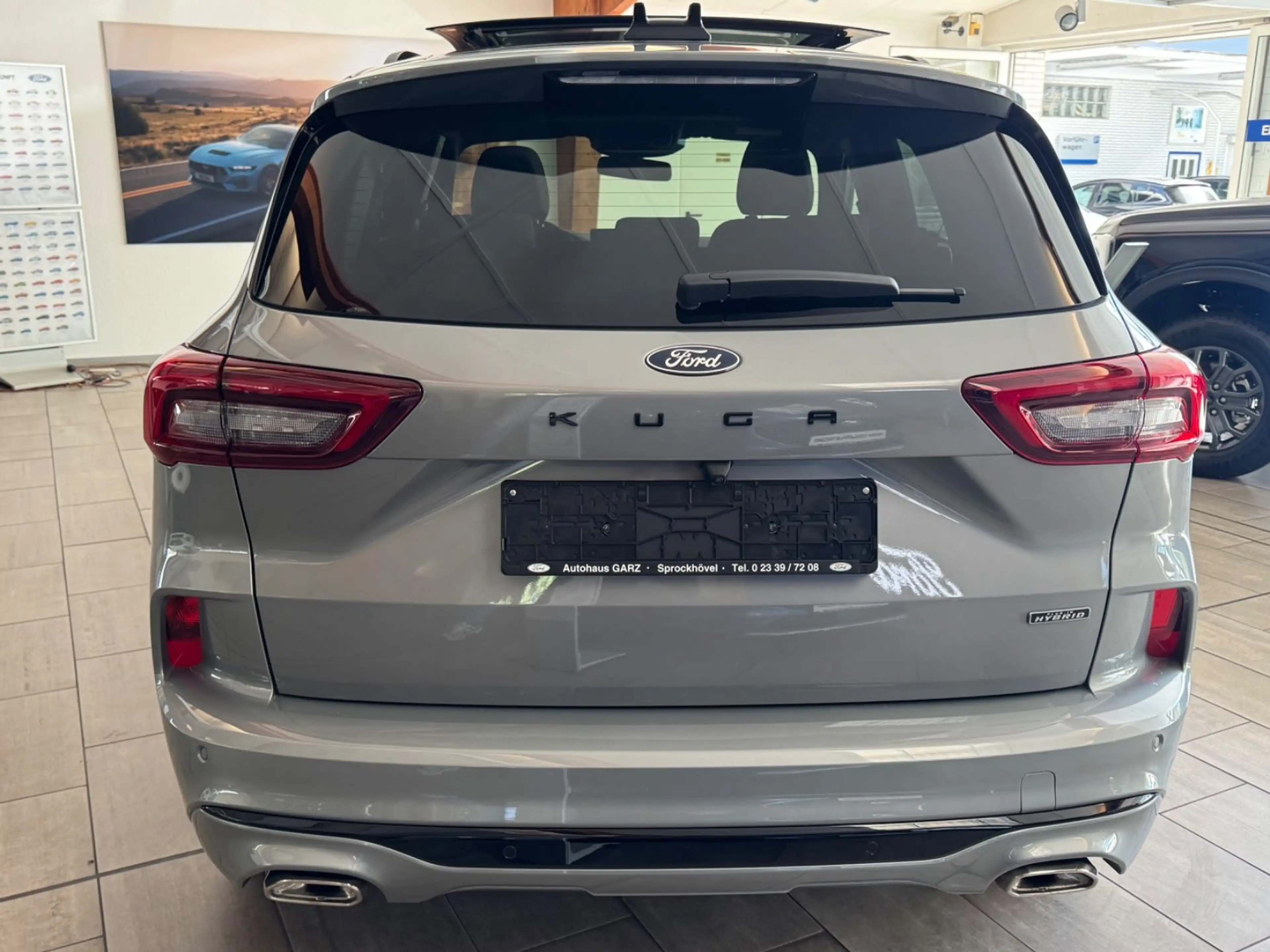 Ford Kuga Plug-In Hybrid ST-Line X *Panorama*B&O* — photo 6