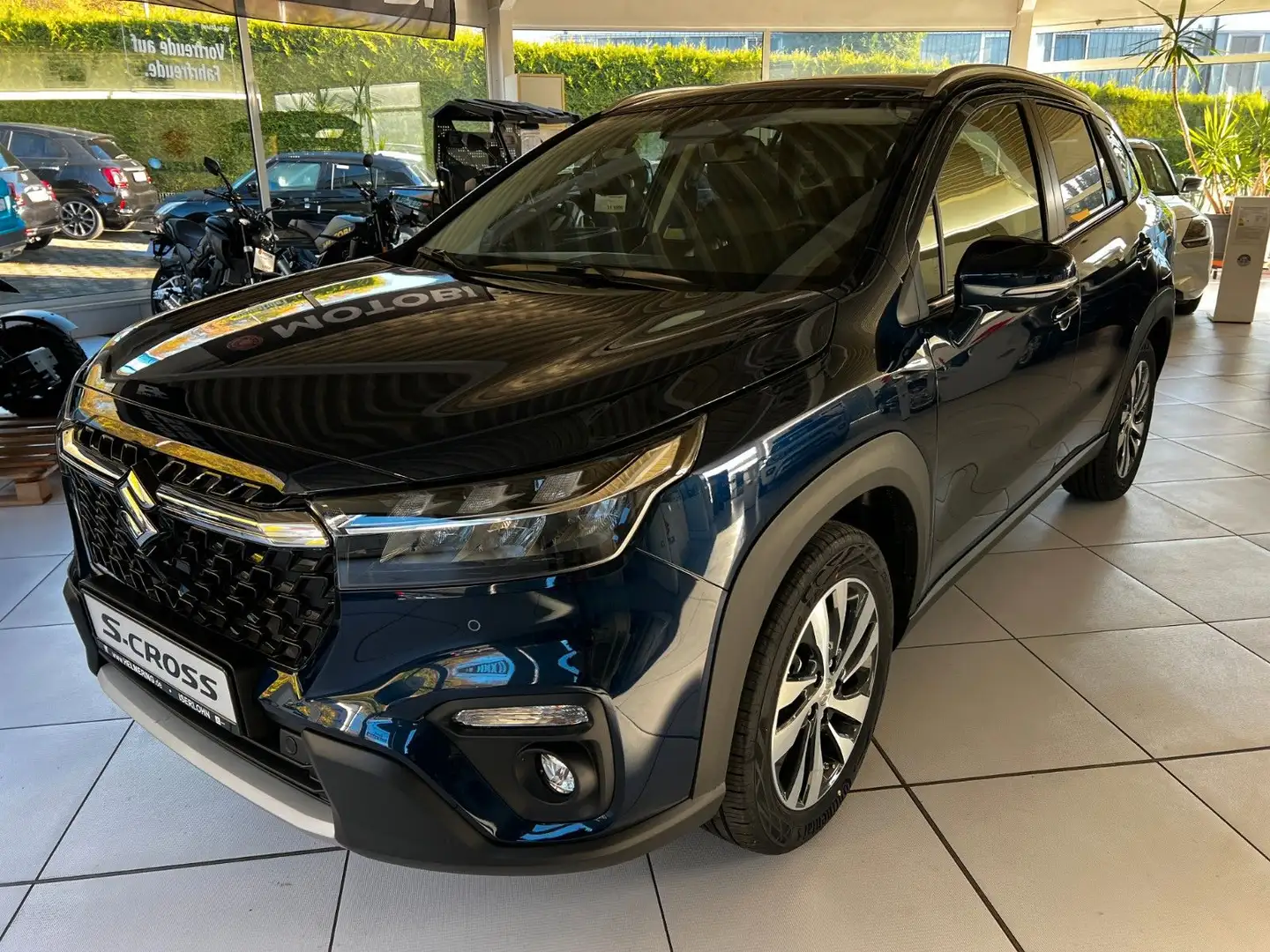 Suzuki S-Cross 1.5 DUALJET Hybrid Comfort+ Allgrip AGS Albastru - 1
