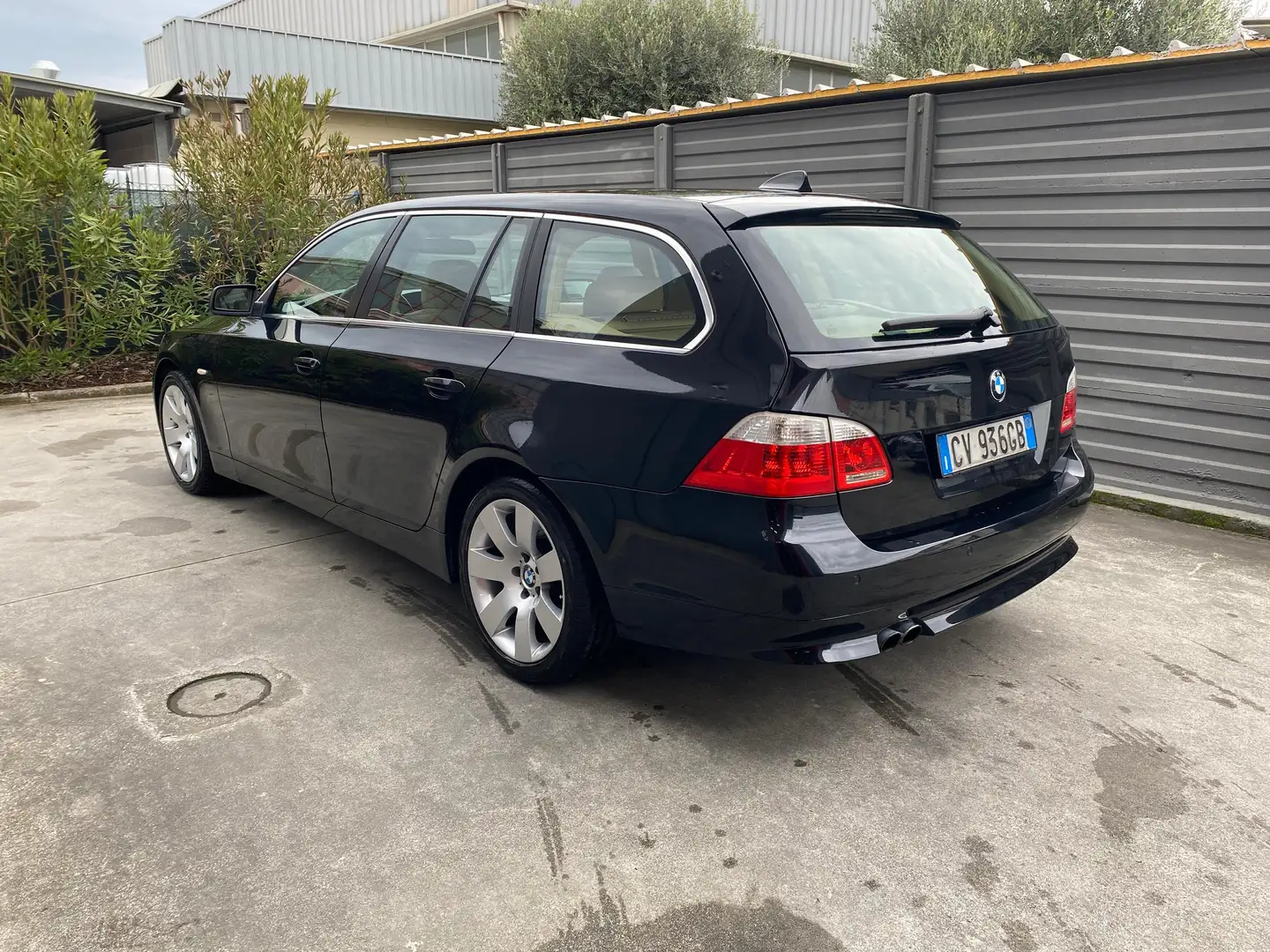 BMW 530 Futura Nero - 2