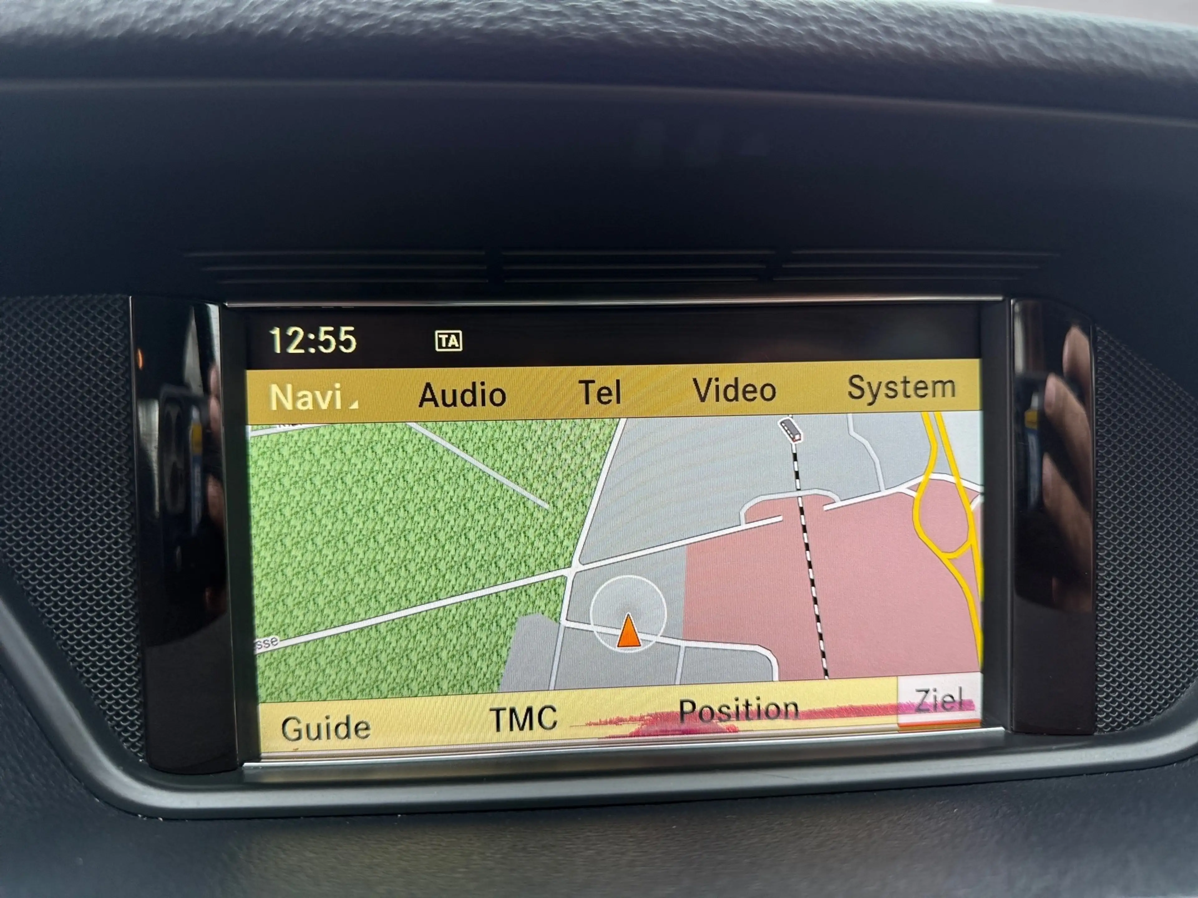 Mercedes-Benz E 350 Limousine CGI BlueEfficiency Automatik — photo 19