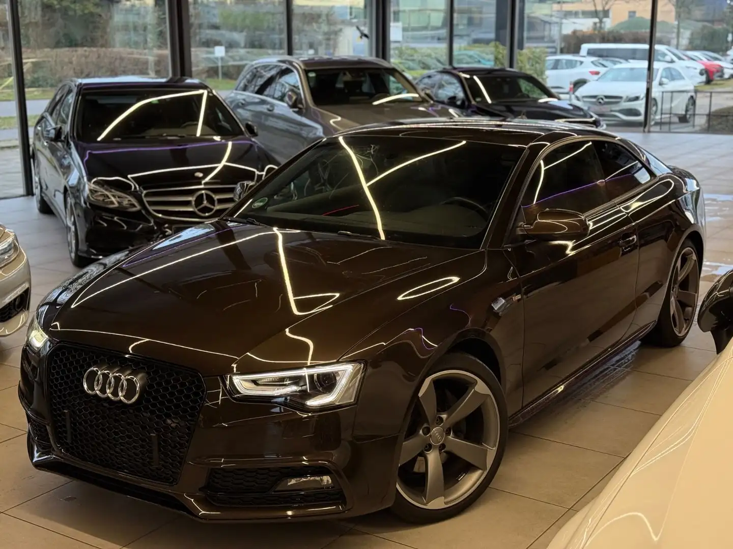 Audi A5 Coupe 3.0 TDI quattro*B&O*ROTOR R19*AMBIENTE Brun - 1