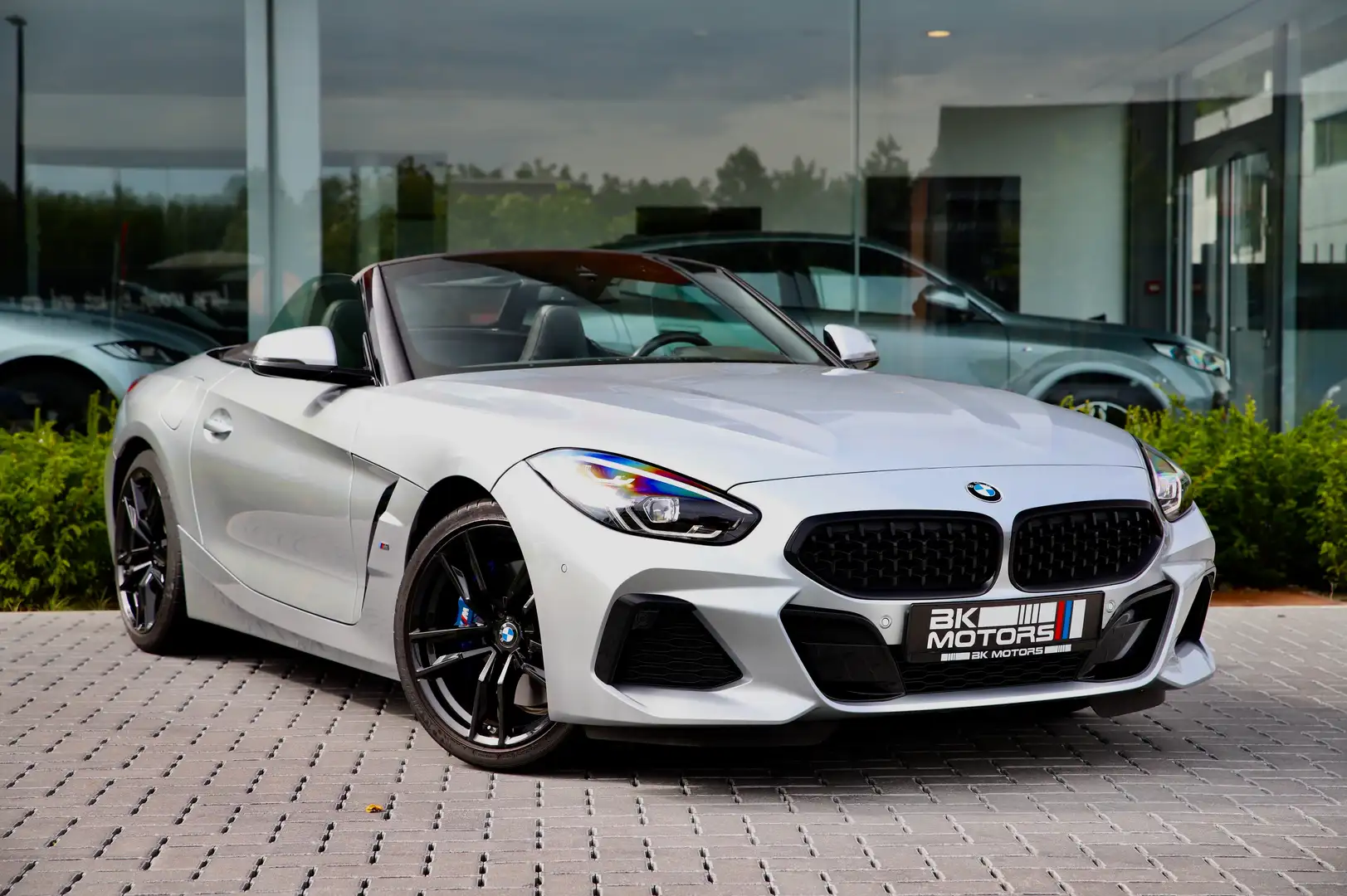 BMW Z4 sDrive20iA M-PACK /CAMERA/HARMAN&KARDON/KEYLES/AMB Silver - 1