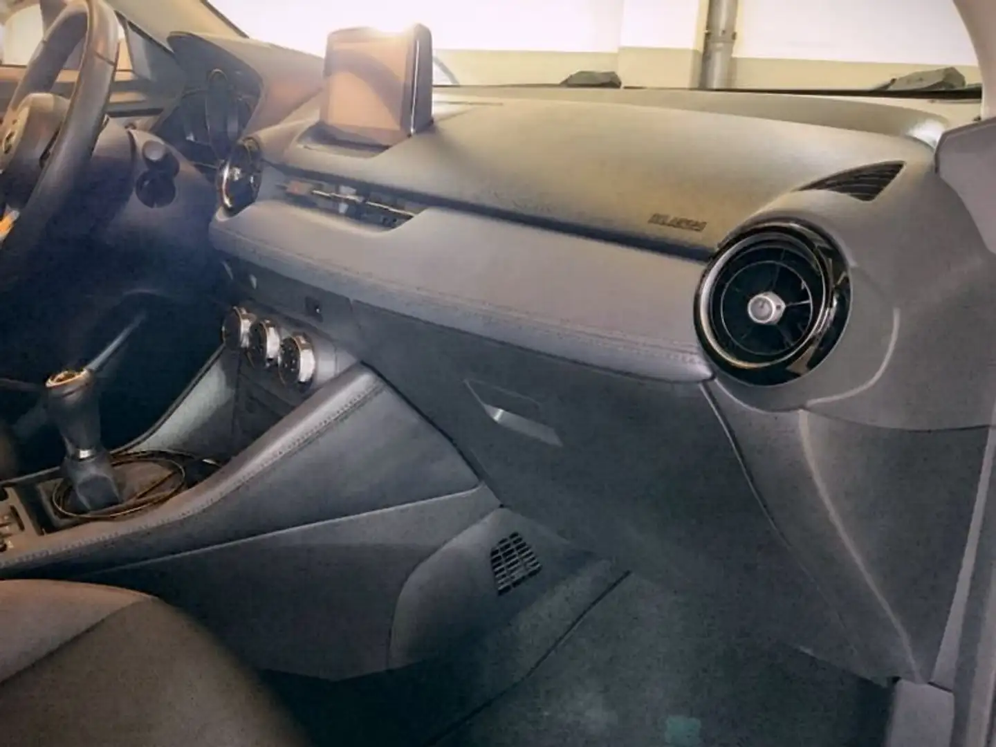 Mazda CX-3 SKYACTIV-2.0 Revolution - 2