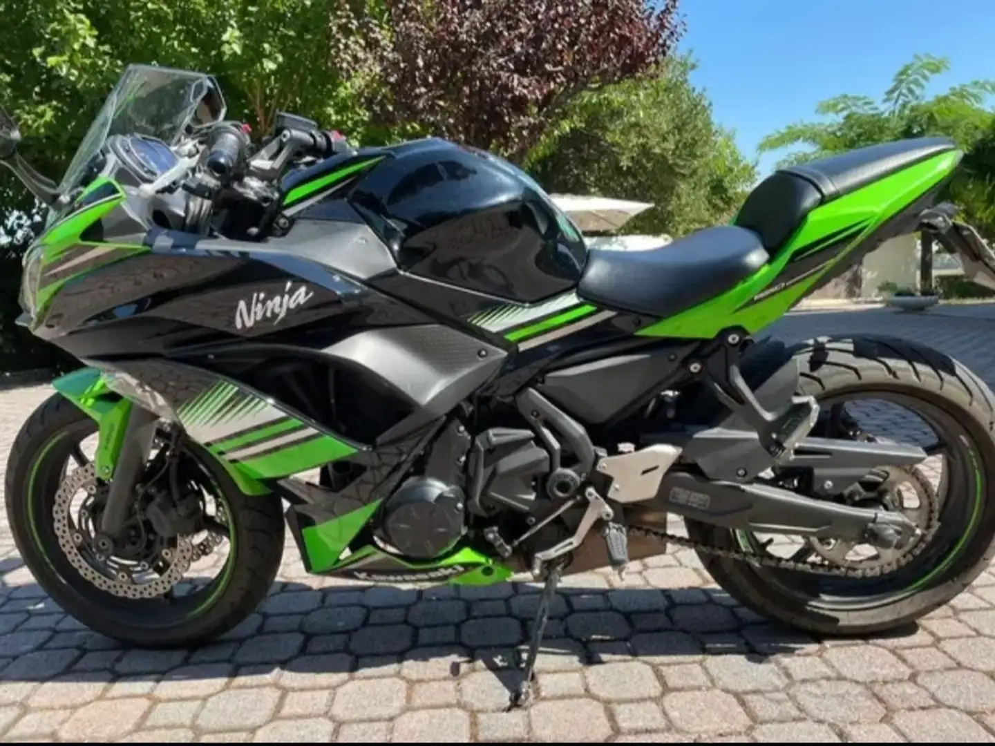 Kawasaki Ninja 650 zelena - 2
