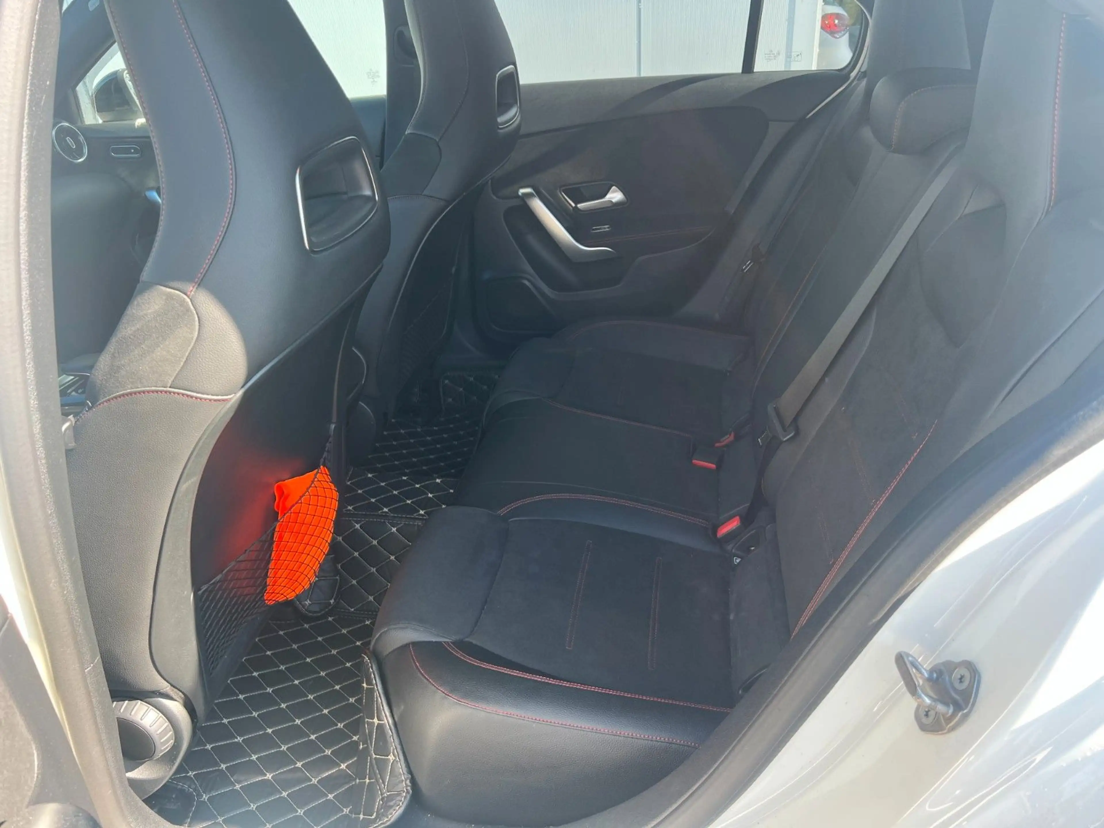 Mercedes-Benz A 35 AMG A35 AMG 4Matic — photo 5