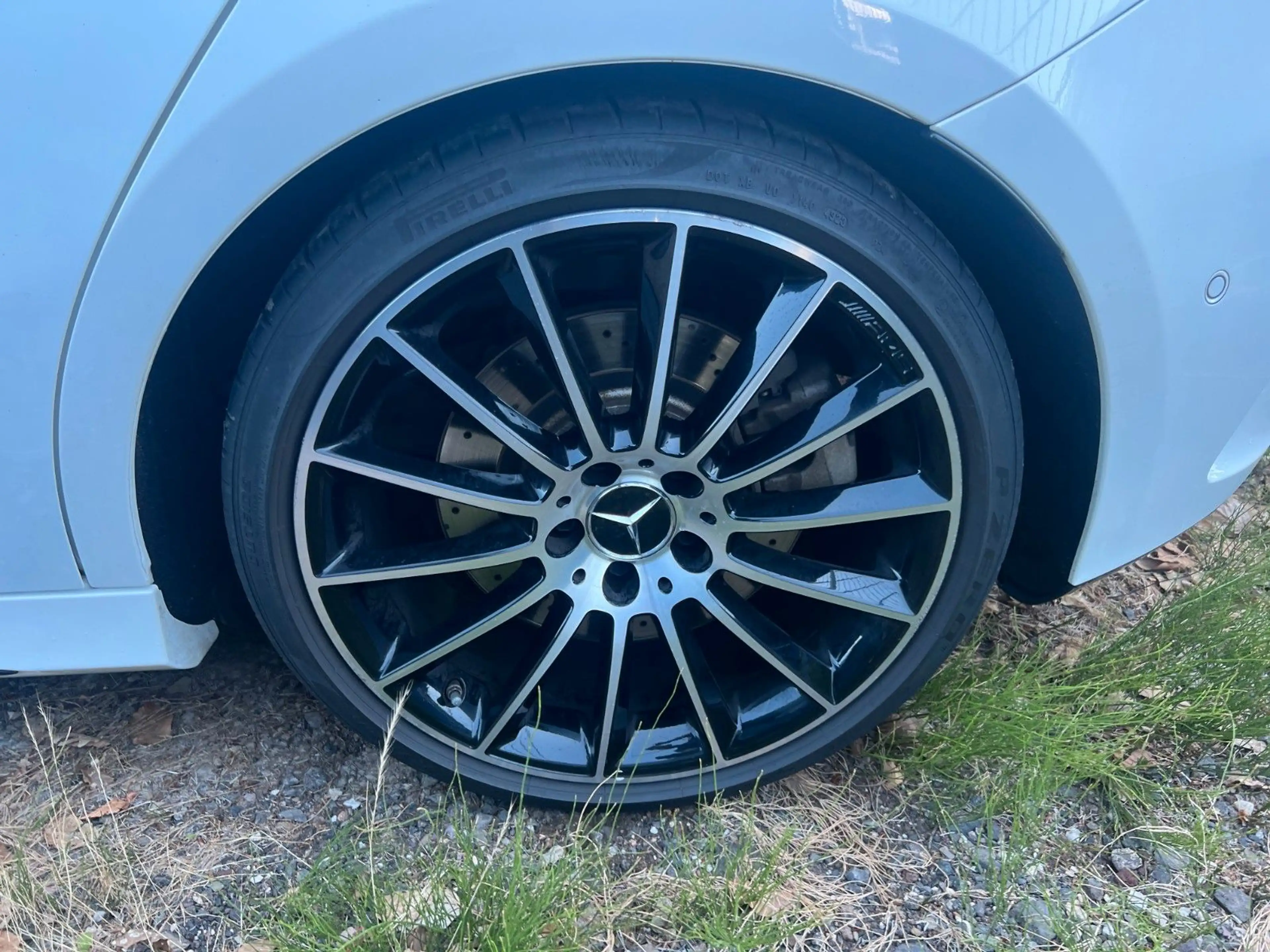 Mercedes-Benz A 35 AMG A35 AMG 4Matic — photo 13