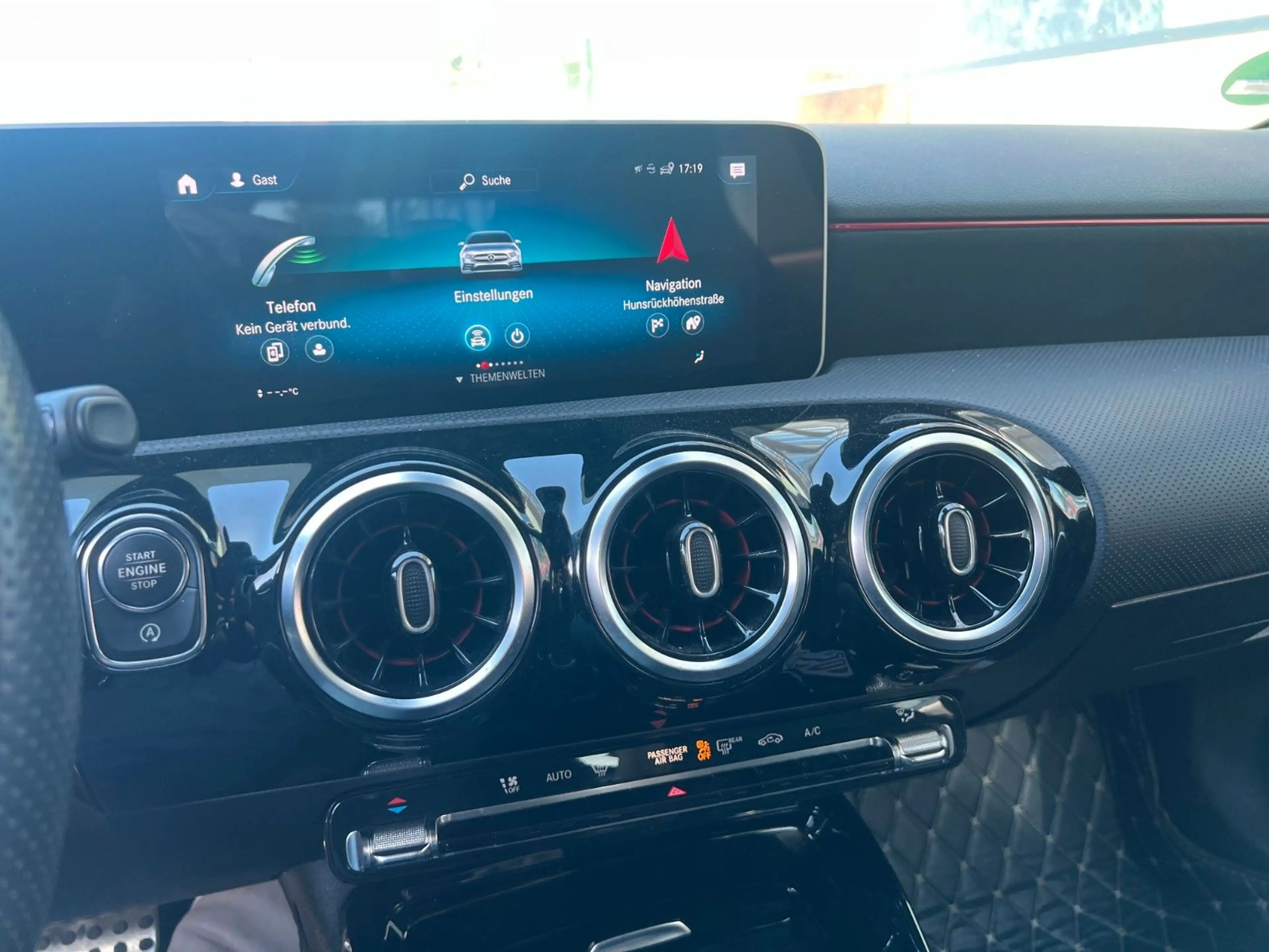 Mercedes-Benz A 35 AMG A35 AMG 4Matic — photo 8