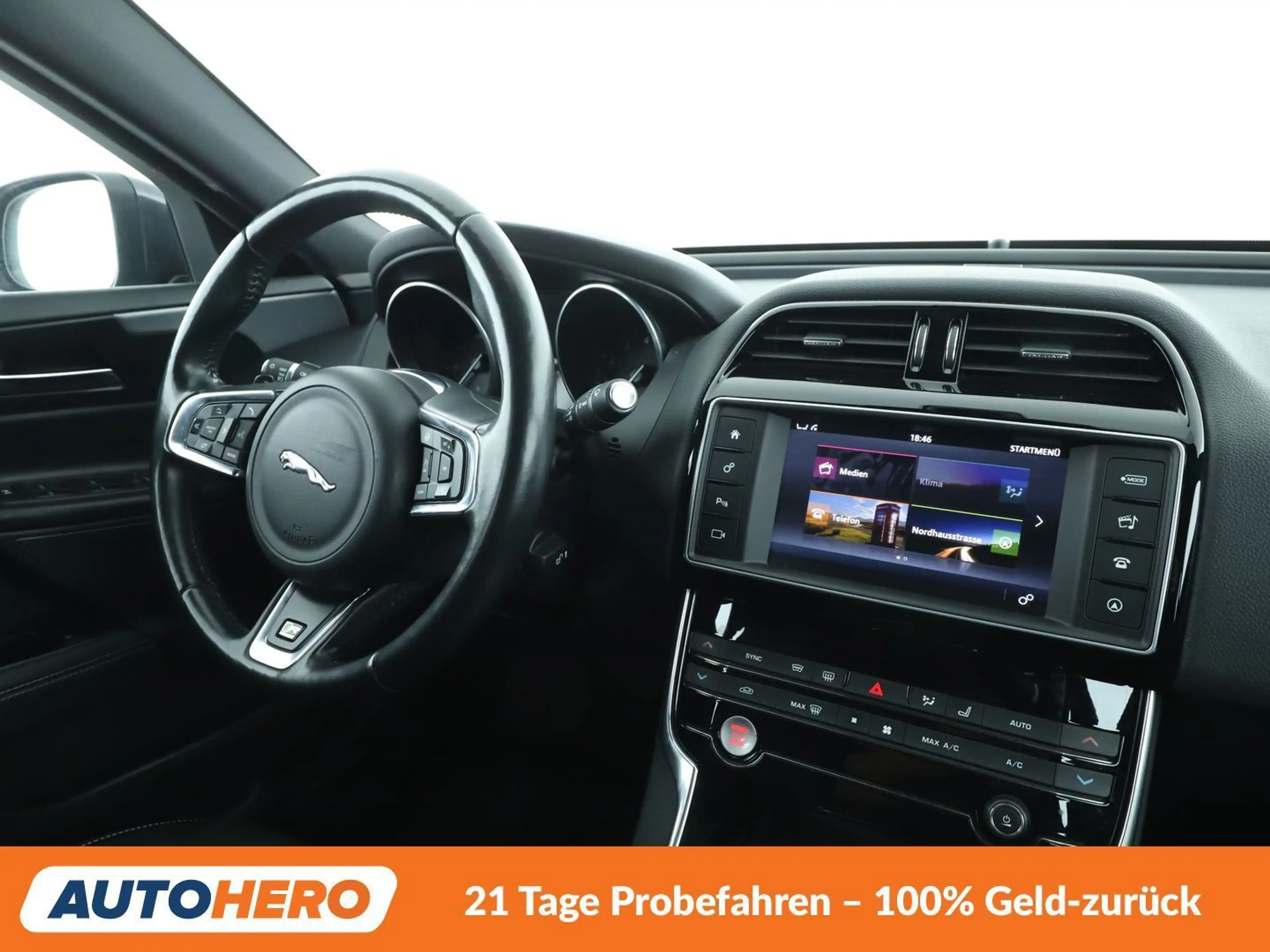 Jaguar XE 25t R-Sport Aut.*NAVI*CAM*PDC*SHZ*XENON*TEMPO* — photo 13