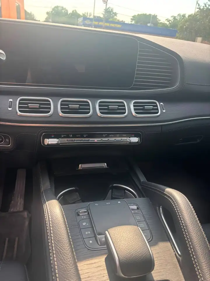 Mercedes-Benz GLE fotografie Mercedes-Benz GLE