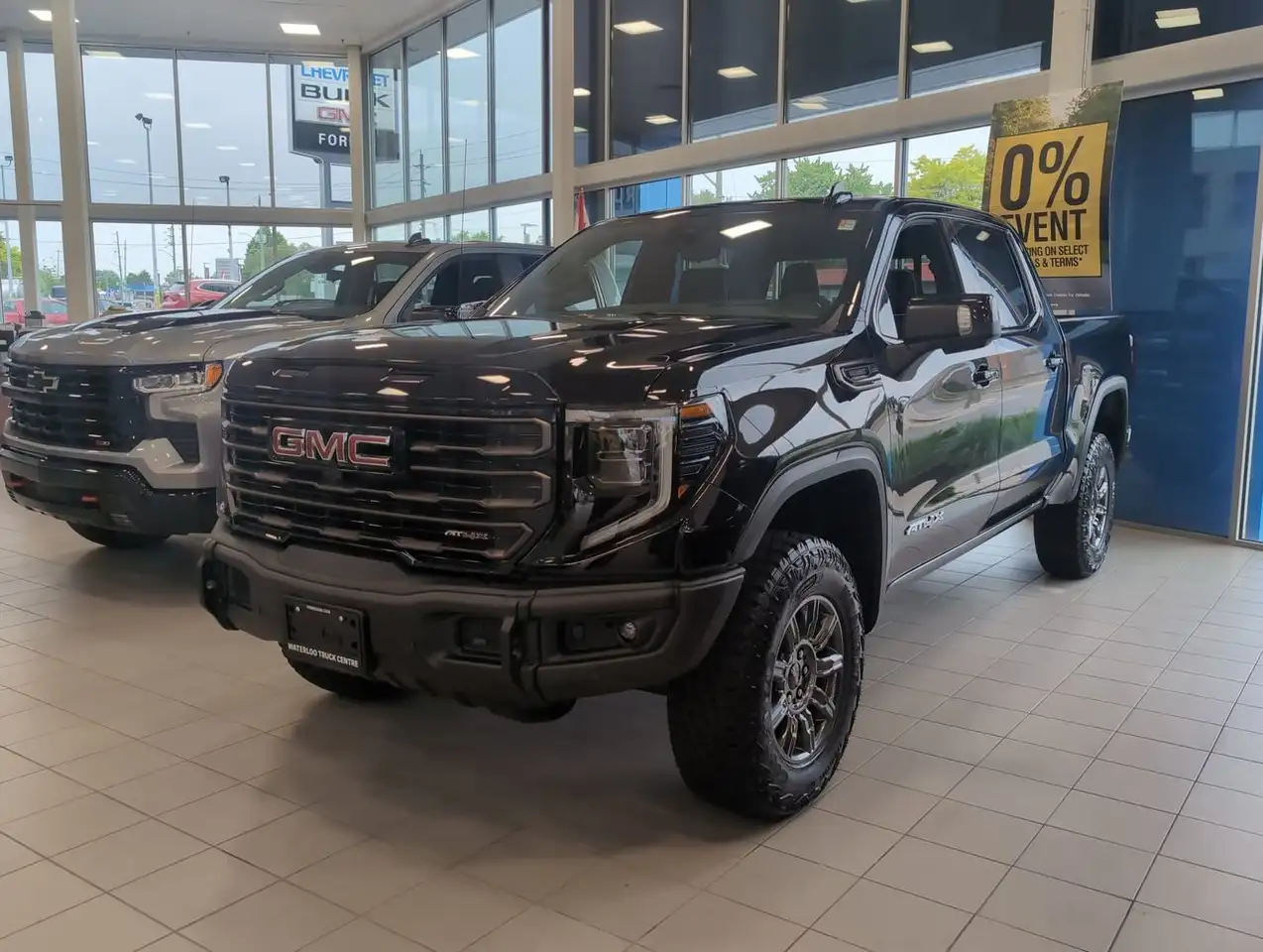 GMC Sierra 1500 снимка GMC Sierra 1500