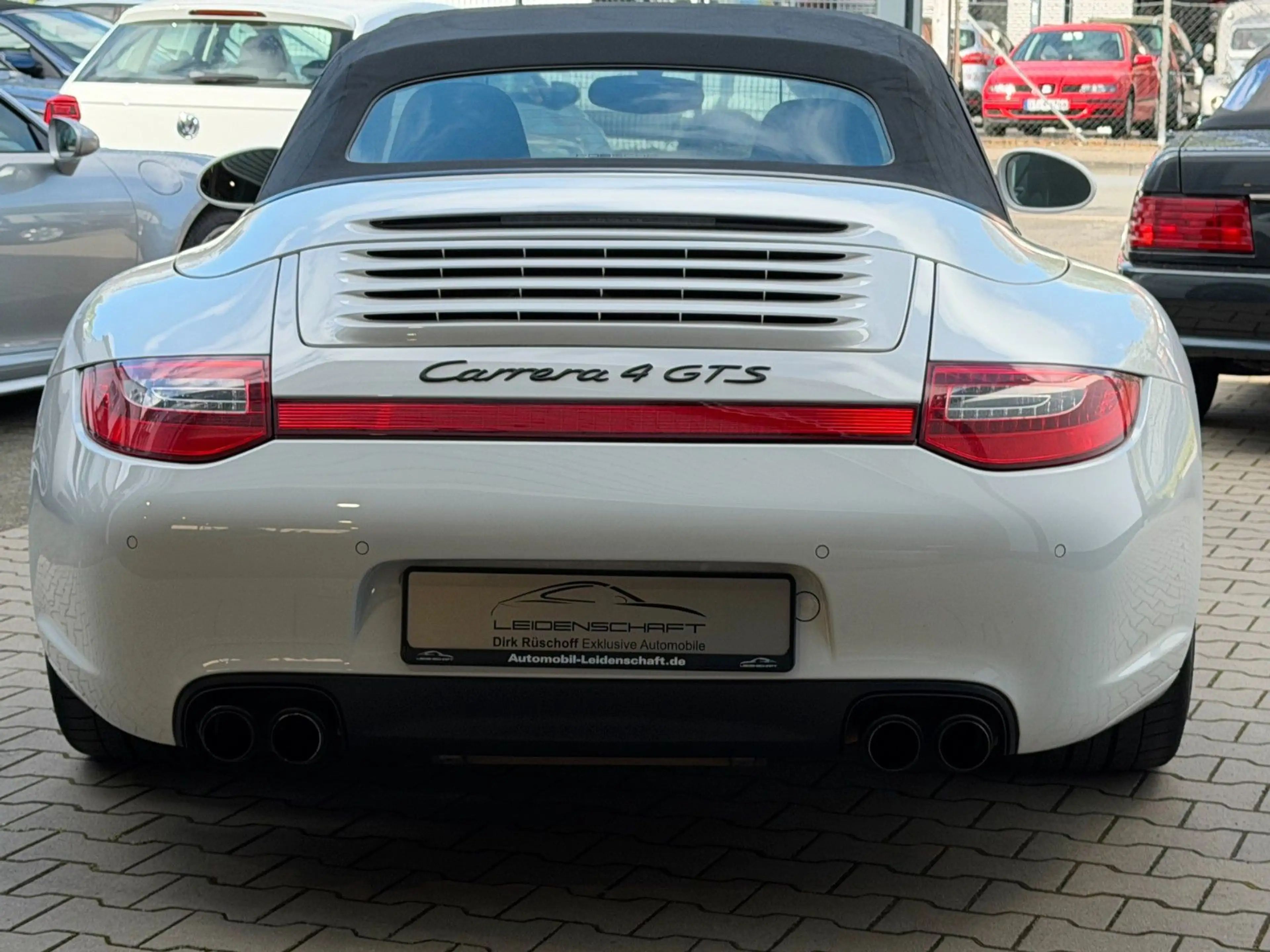 Porsche 997 MK II 911 Carrera 4 GTS Cabriolet Individual — photo 2