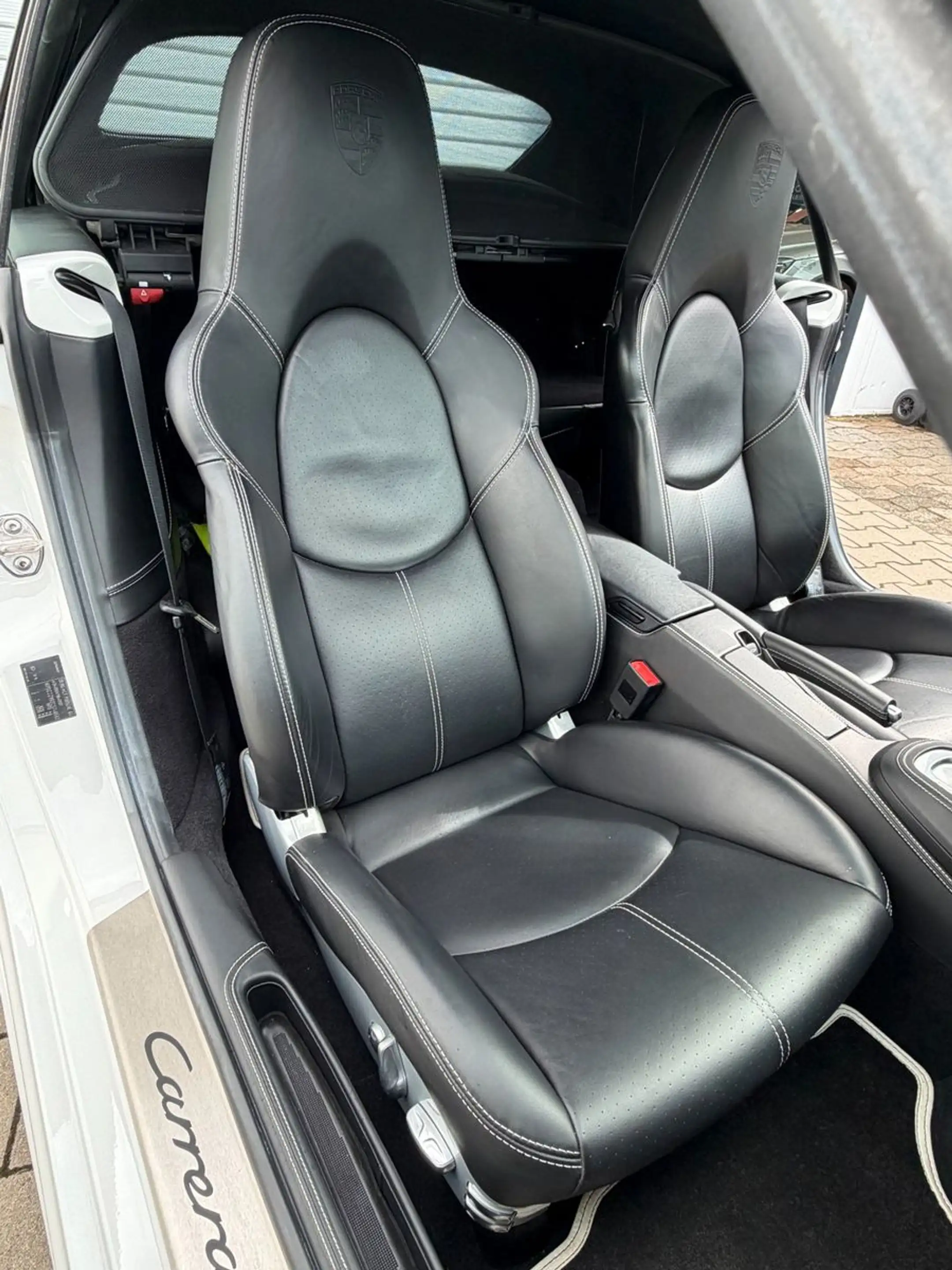Porsche 997 MK II 911 Carrera 4 GTS Cabriolet Individual — photo 31