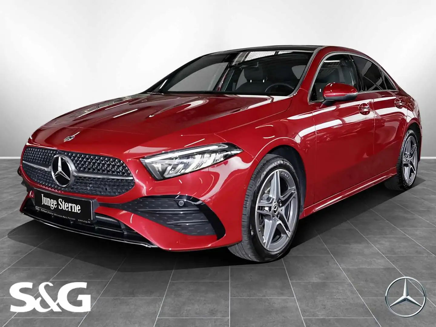Mercedes-Benz A 250 e Limousine AMG PANO+AHK+18"+LED+KAMERA Červená - 1