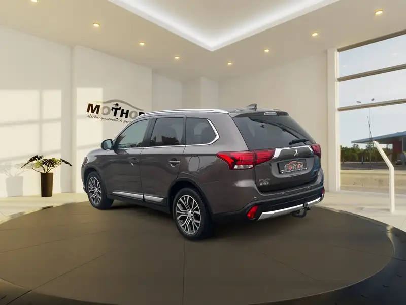 Annonce voiture d'occasion Mitsubishi Outlander - CARADIZE