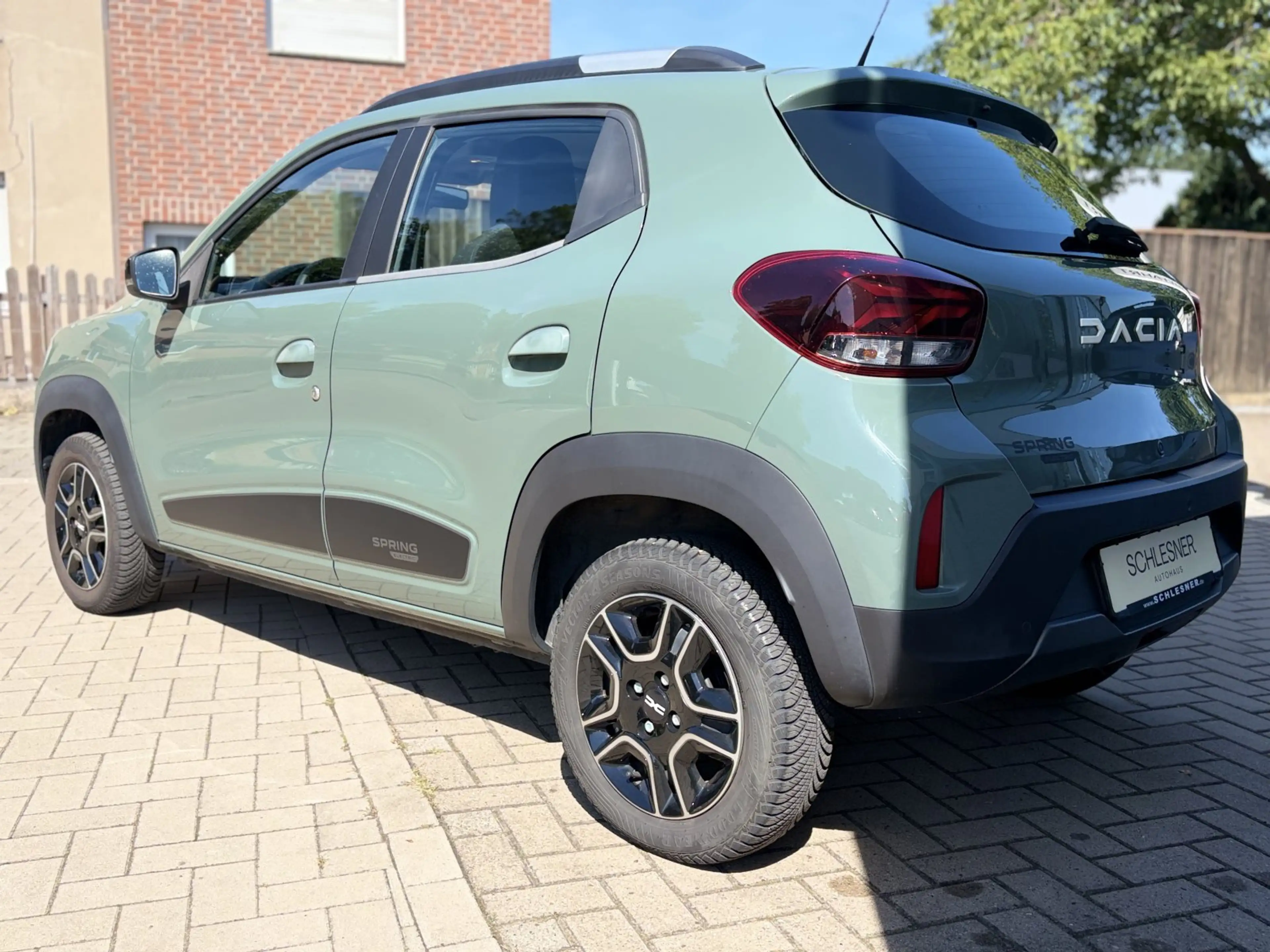 Dacia Spring Essential inkl. CCS — photo 9