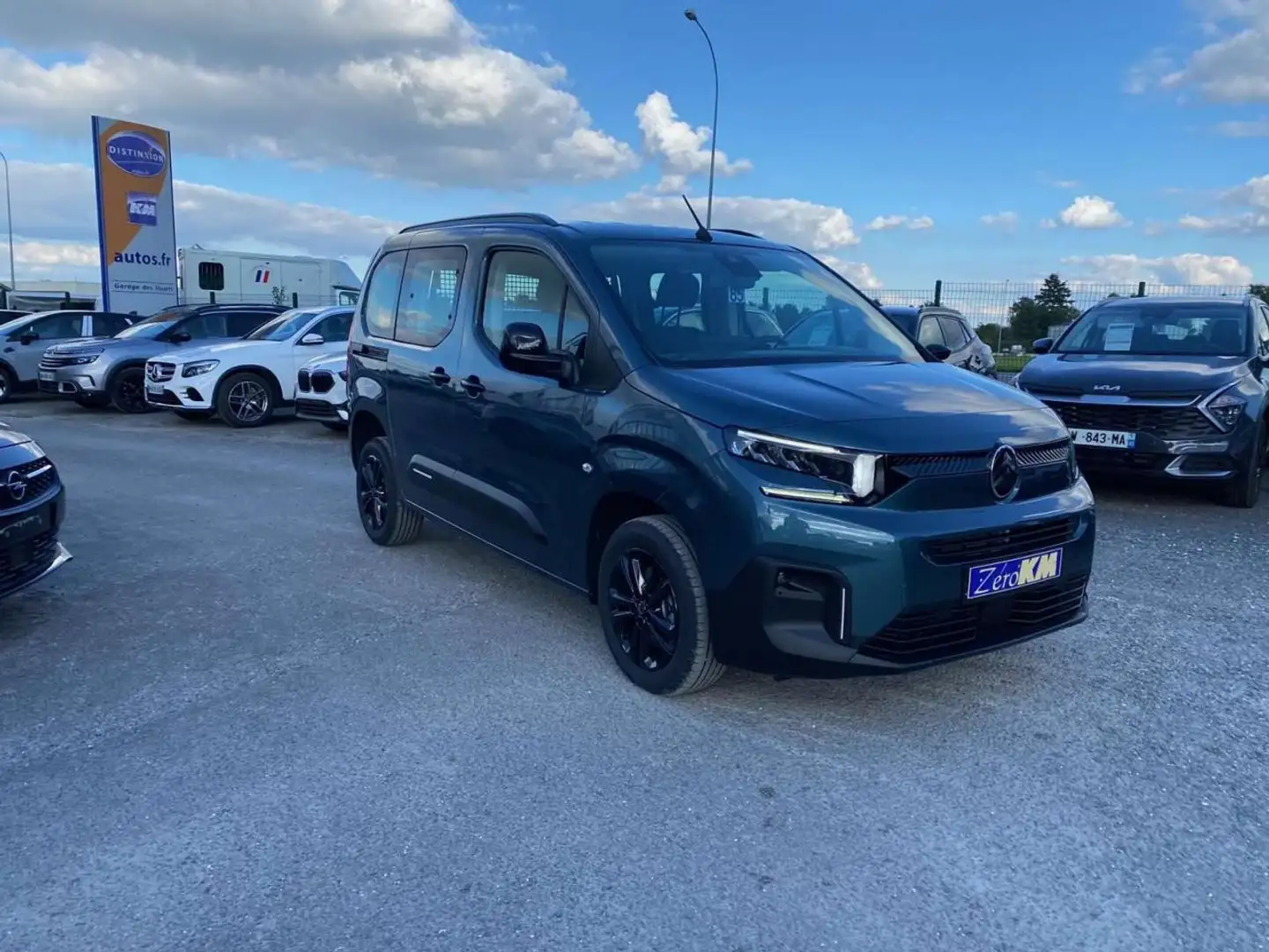 Citroen Berlingo 1.5 BLUEHDi S\u0026S - 130 - BV EAT8 M MAX N1 Bleu - 2